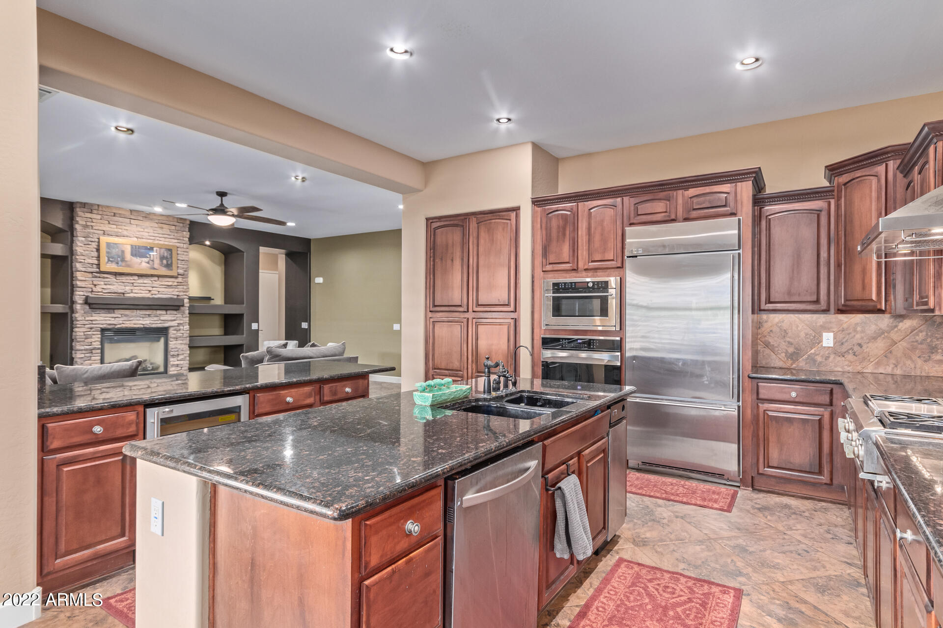 2623 E LANTANA Drive