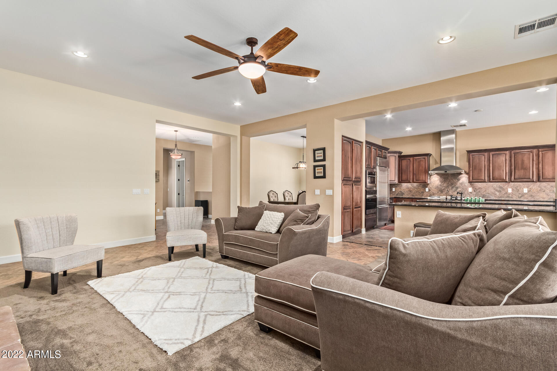 2623 E LANTANA Drive