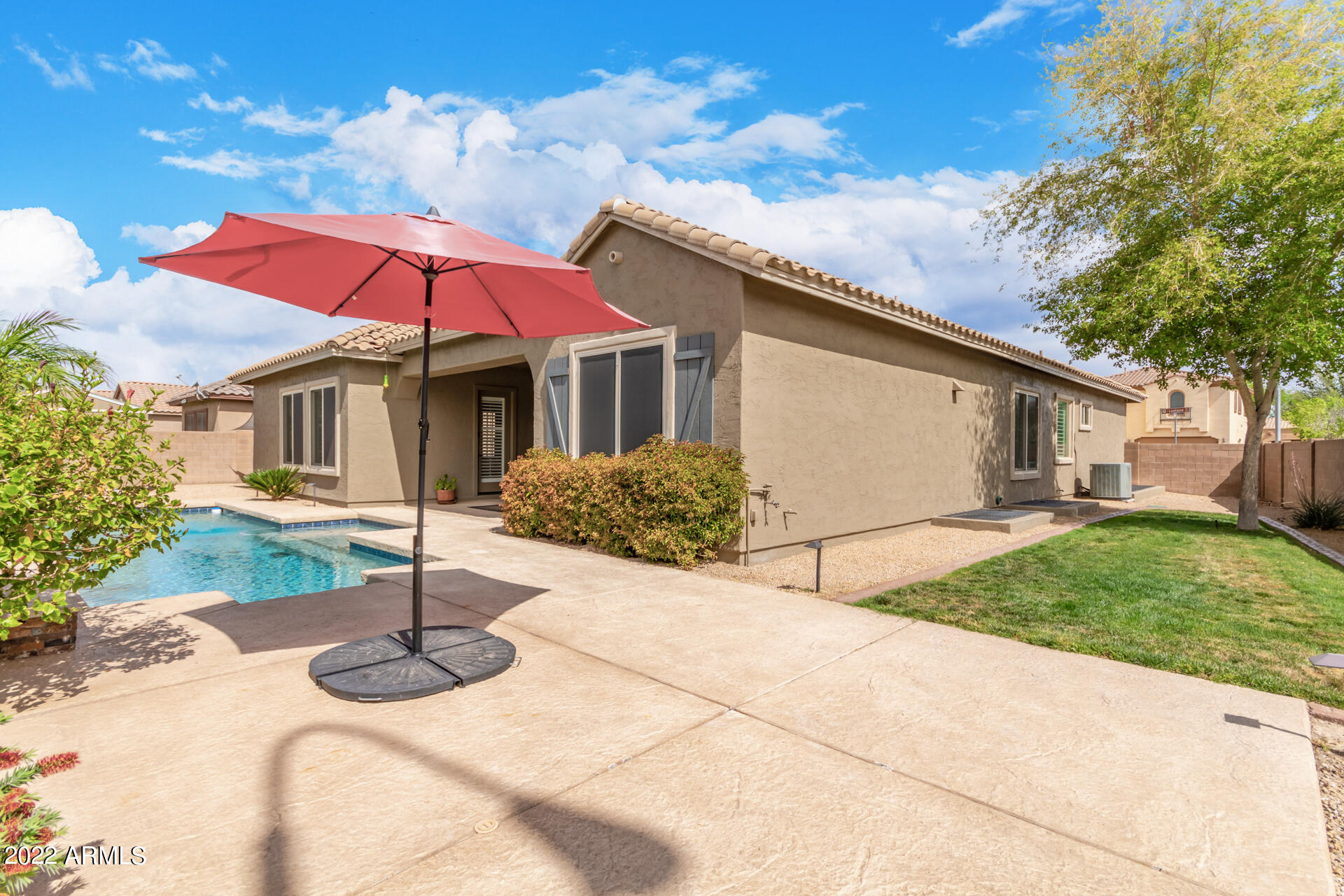 2623 E LANTANA Drive