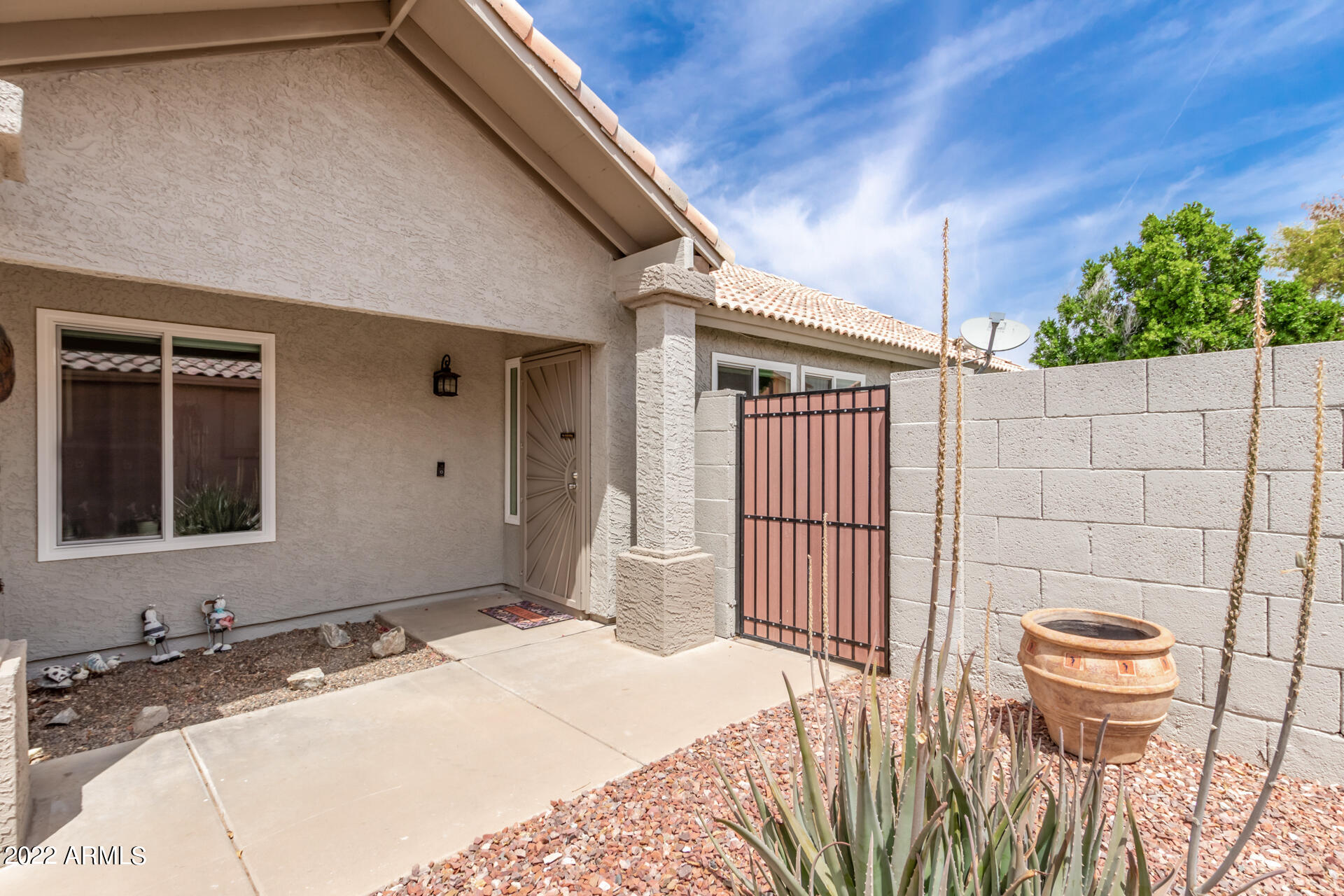 4112 E TANGLEWOOD Drive
