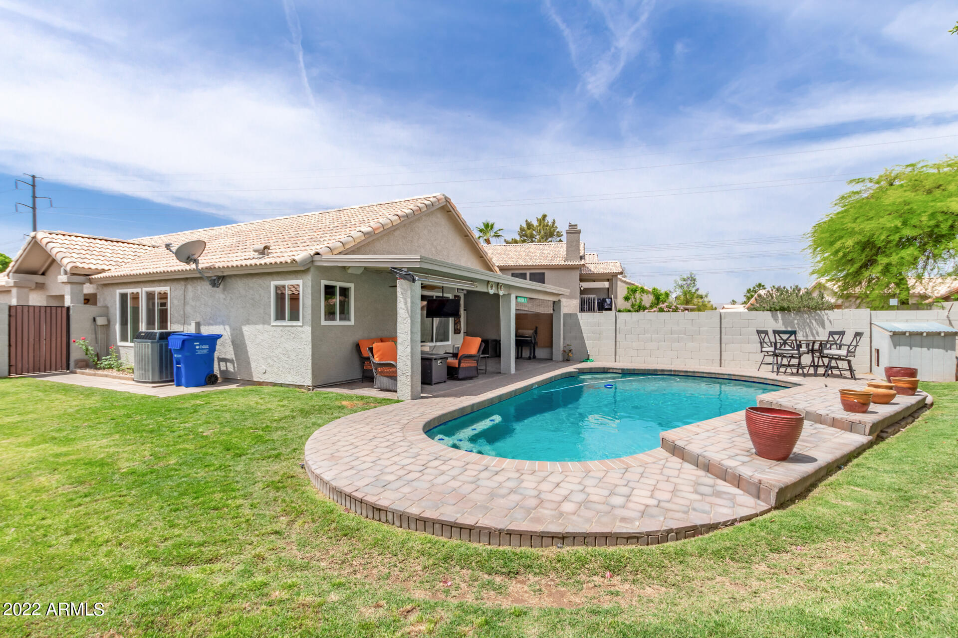 4112 E TANGLEWOOD Drive