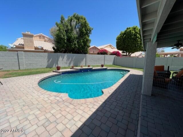 4112 E TANGLEWOOD Drive