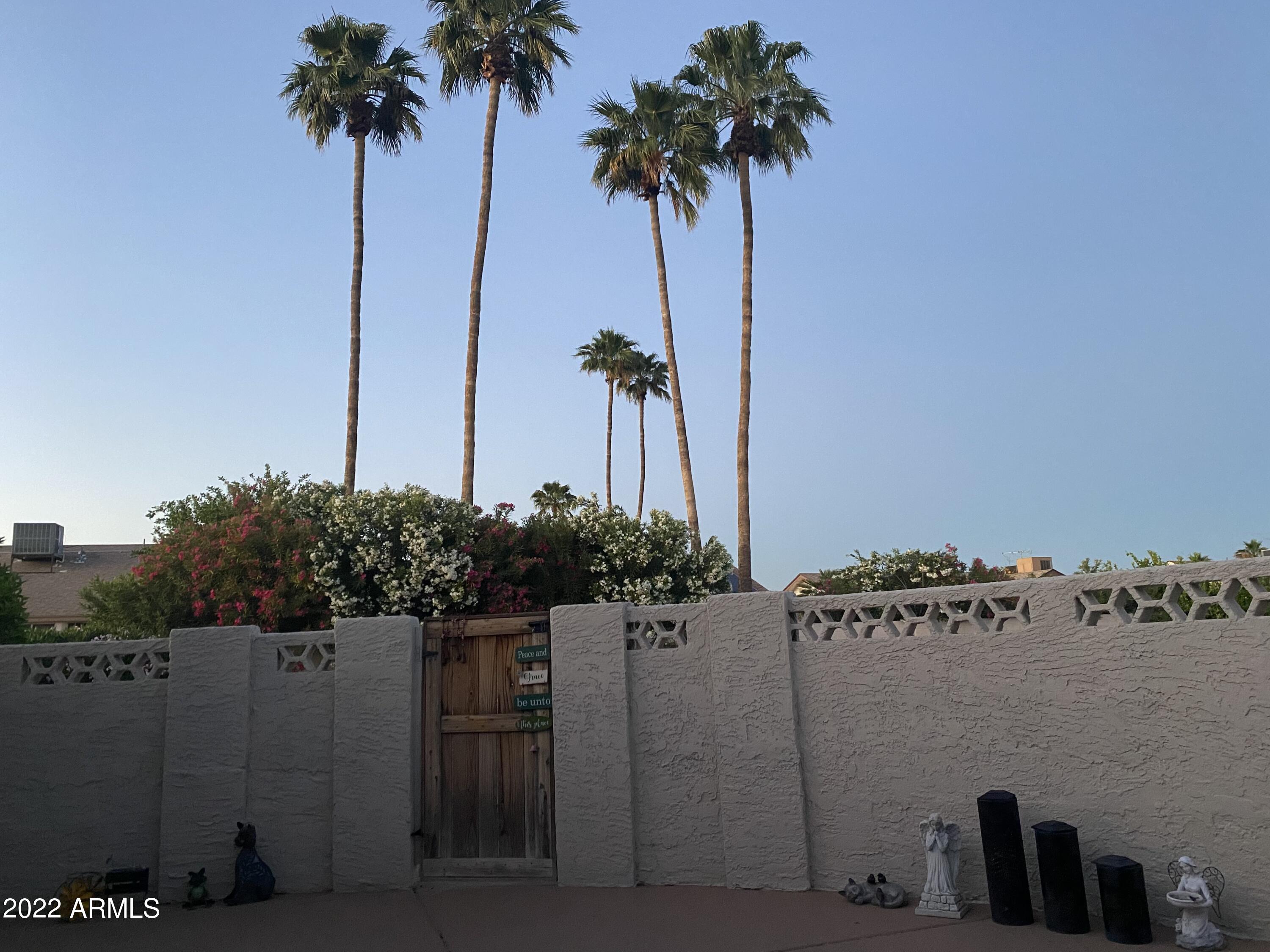 12622 W WESTGATE Drive
