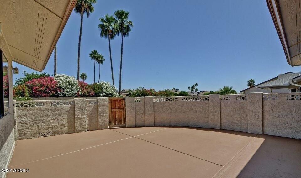 12622 W WESTGATE Drive