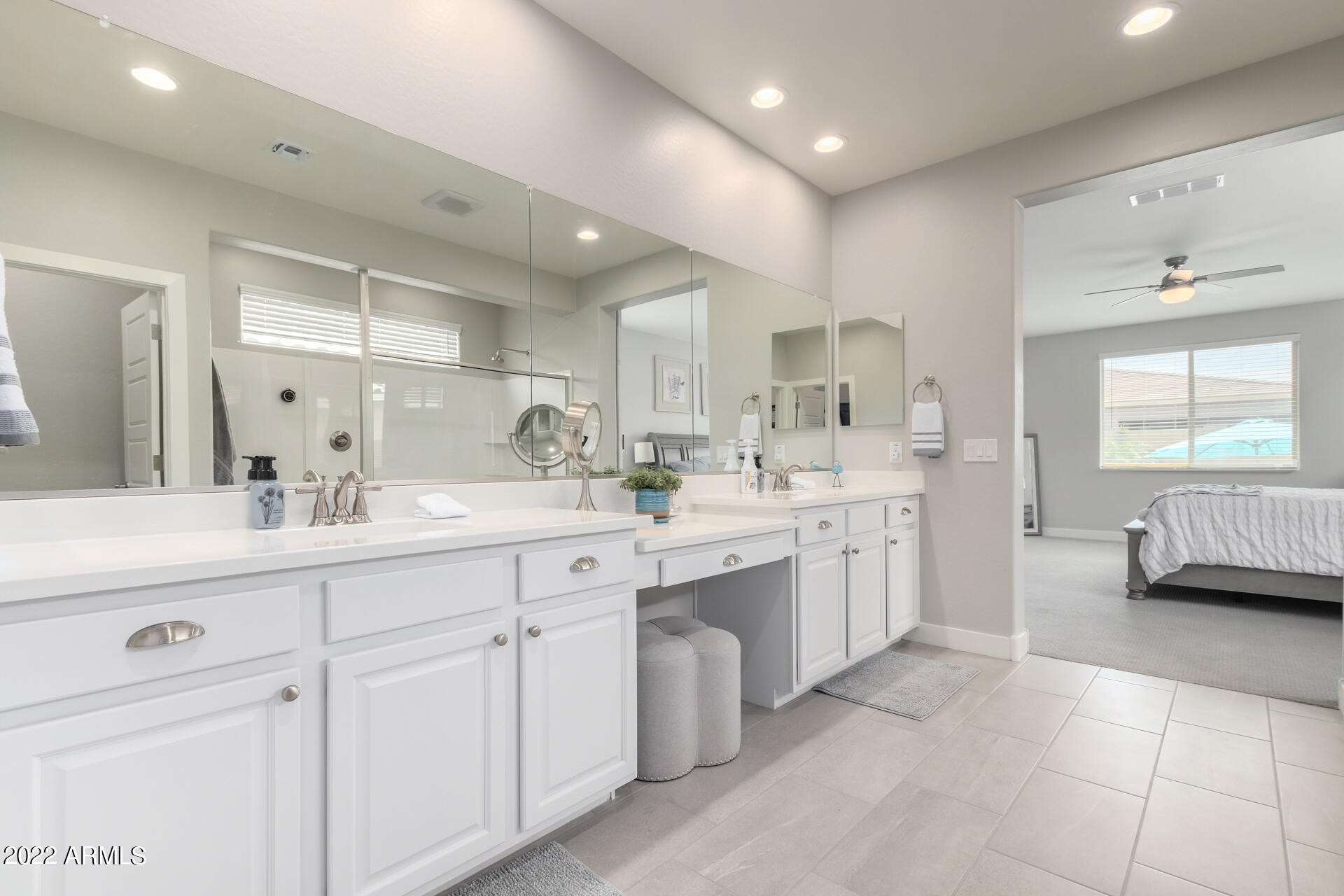 23103 E CALLE DE FLORES --