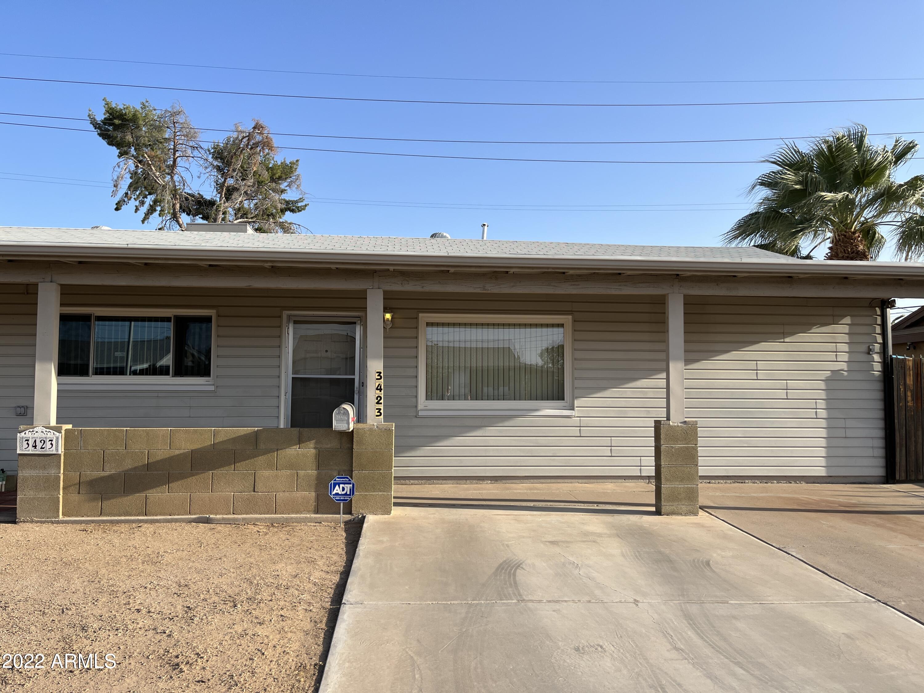 3423 W CORRINE Drive