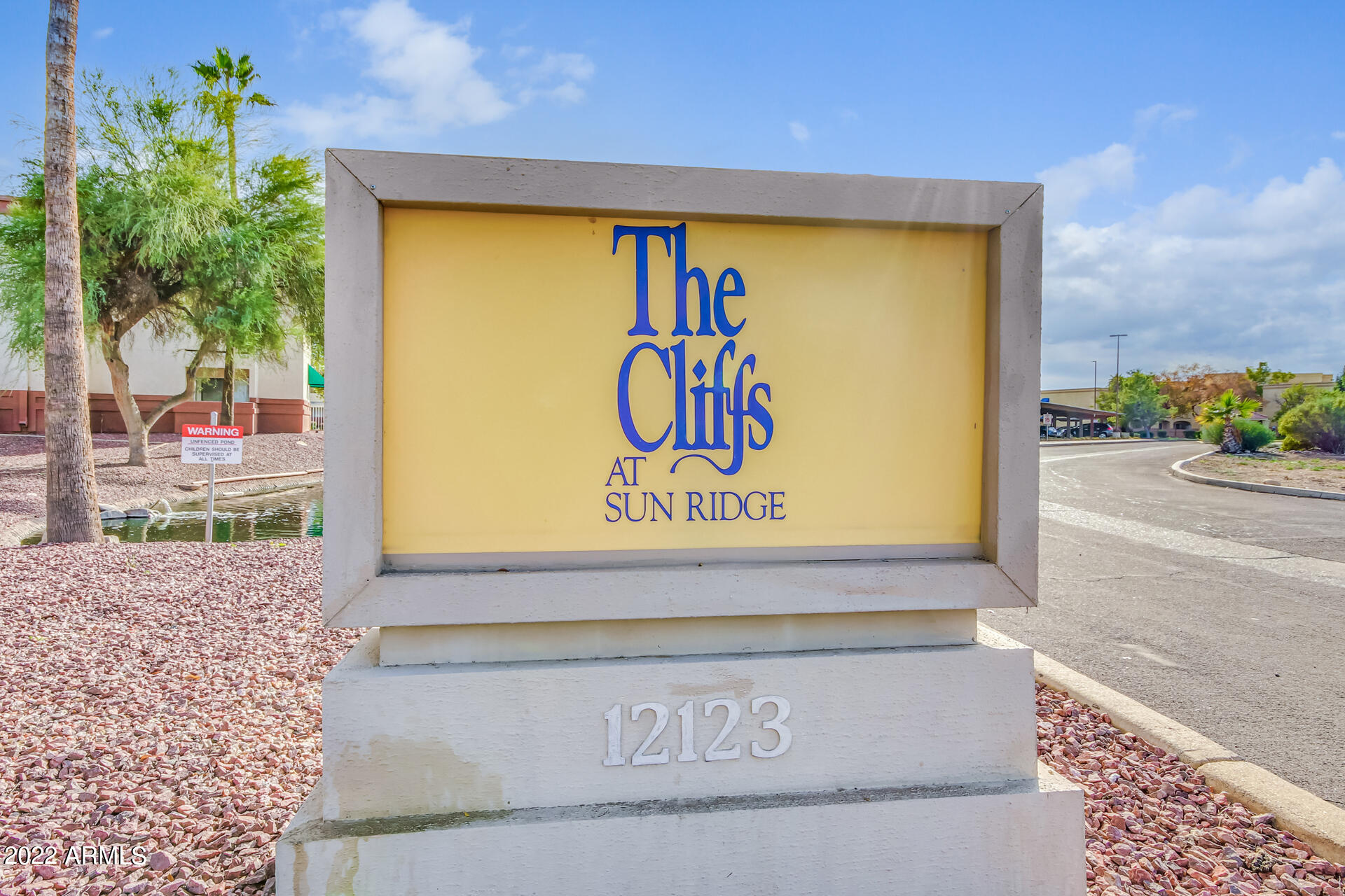 12123 W BELL Road Unit: 354