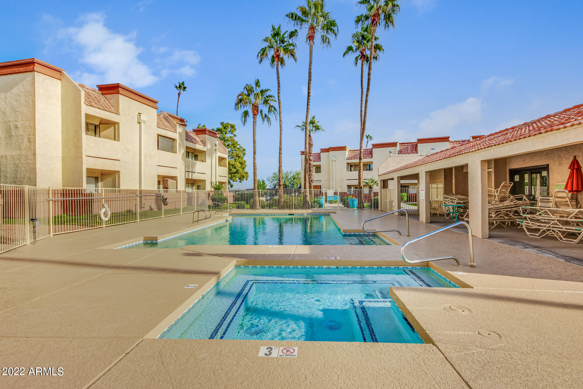 12123 W BELL Road Unit: 354