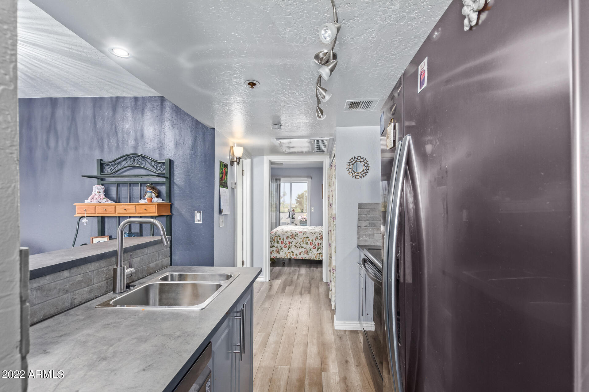 12123 W BELL Road Unit: 354