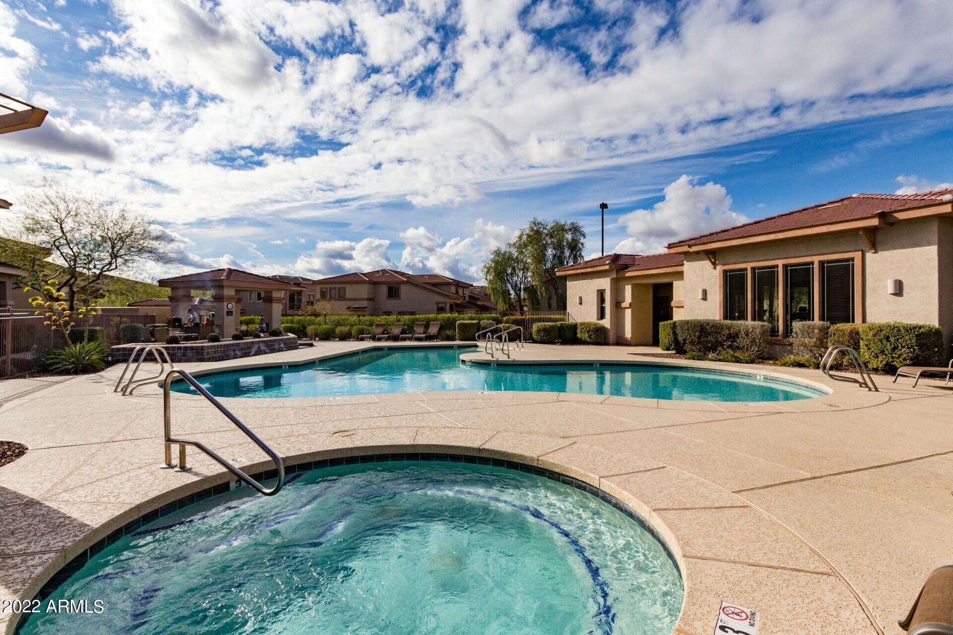 42424 N GAVILAN PEAK Parkway Unit: 6206
