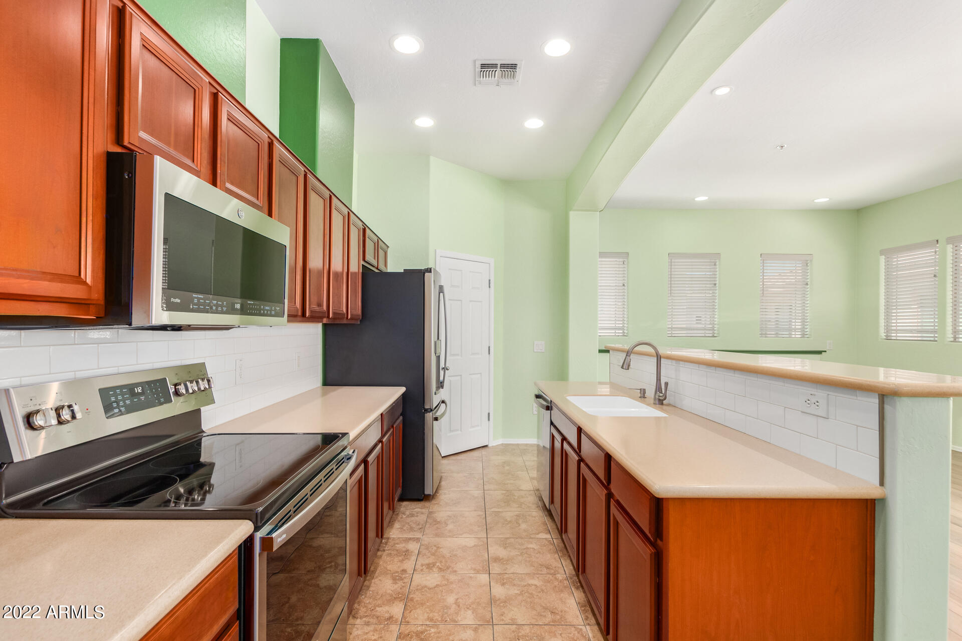 42424 N GAVILAN PEAK Parkway Unit: 6206