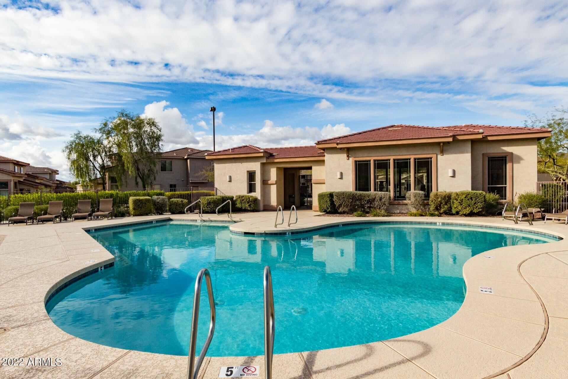 42424 N GAVILAN PEAK Parkway Unit: 6206