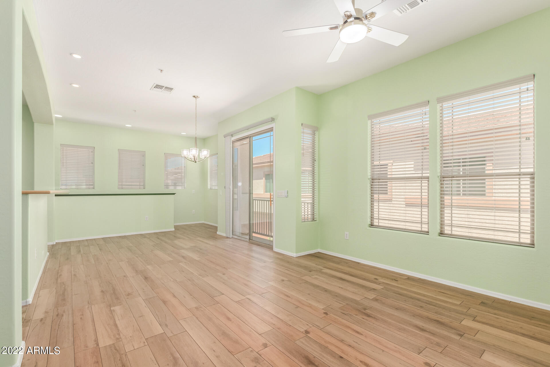42424 N GAVILAN PEAK Parkway Unit: 6206