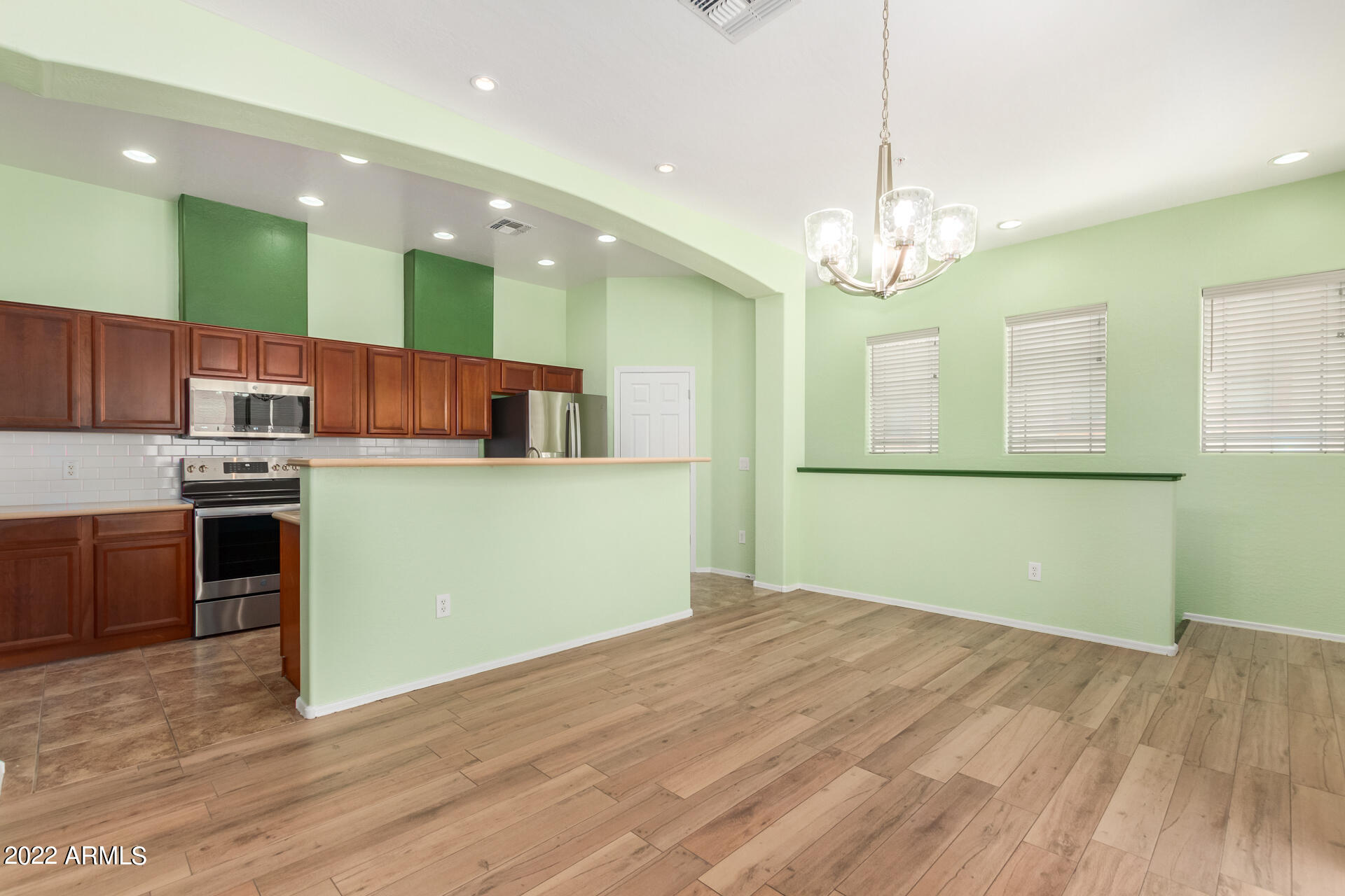 42424 N GAVILAN PEAK Parkway Unit: 6206