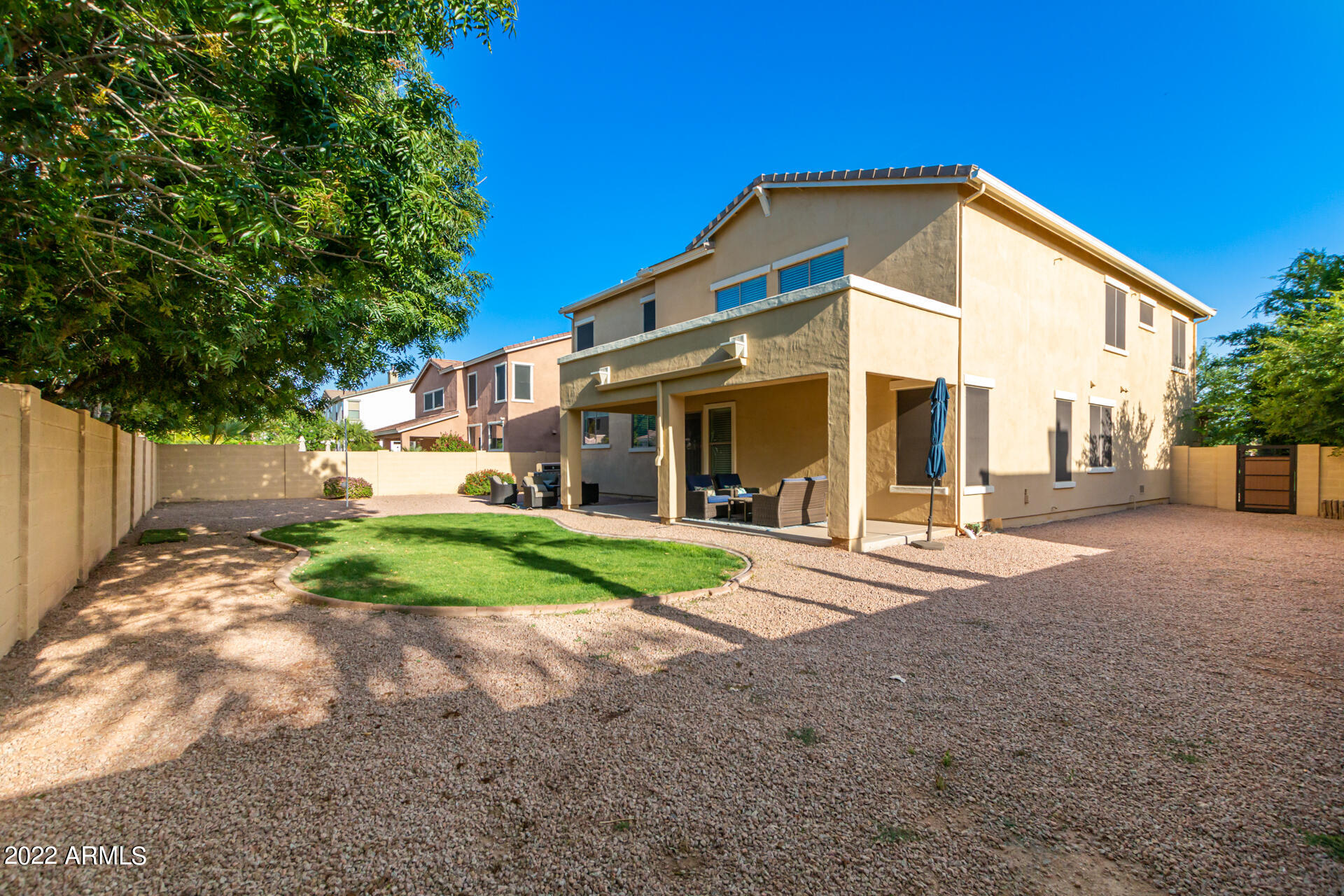 2898 E COMSTOCK Drive