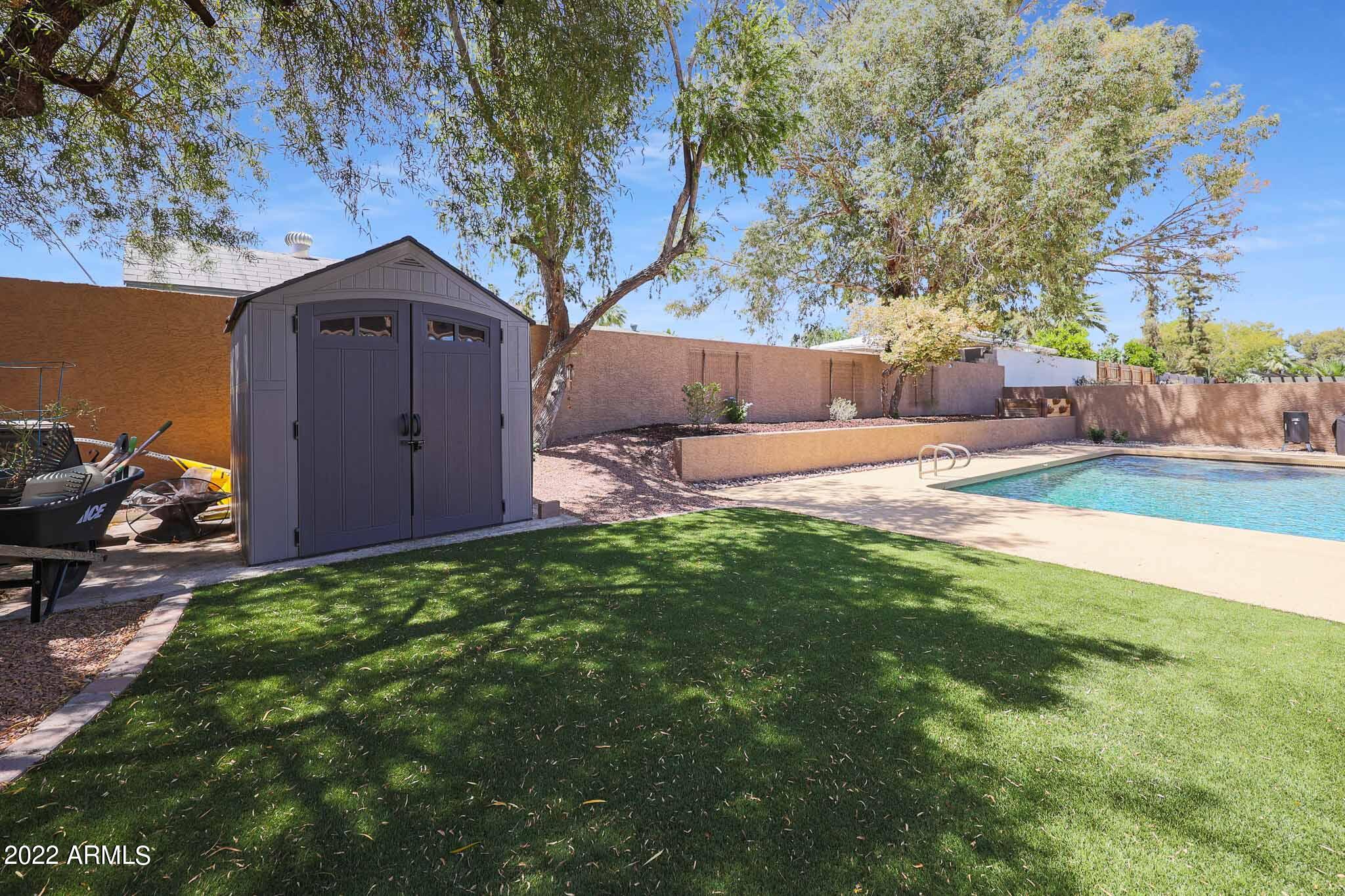 10602 N 25TH Place