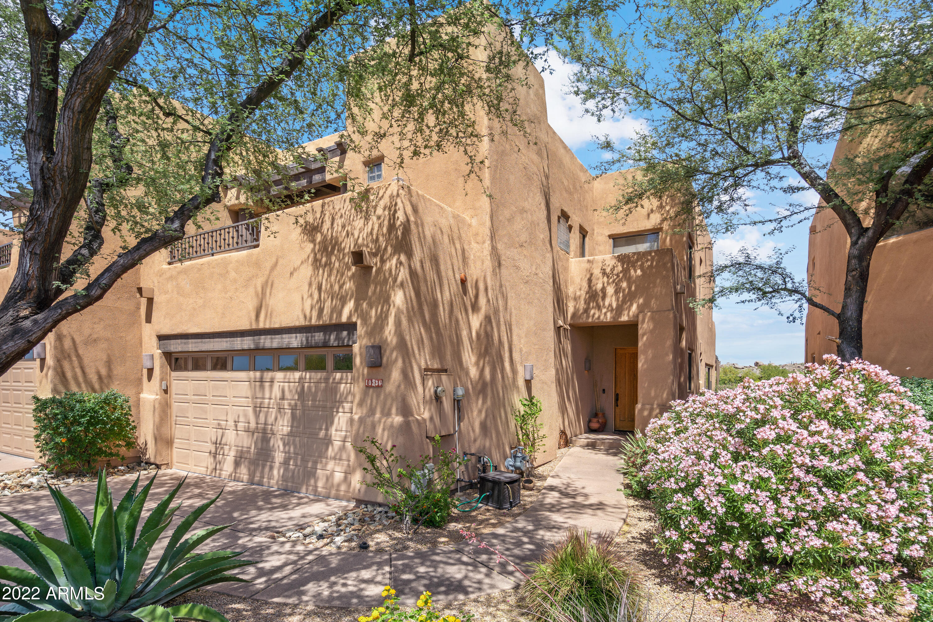 10236 E WHITE FEATHER Lane