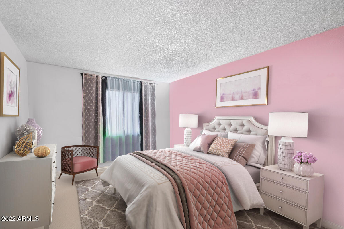 2202 W GLENROSA Avenue Unit: 15