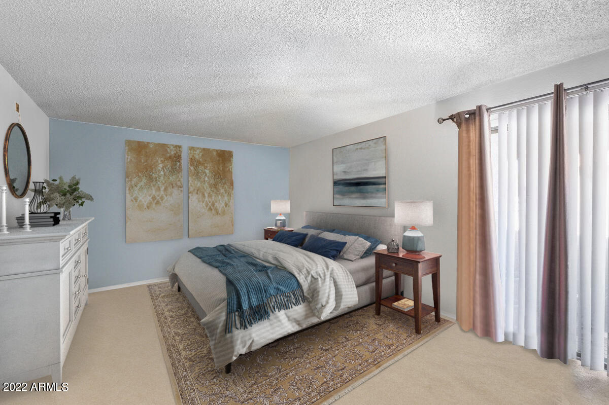 2202 W GLENROSA Avenue Unit: 15