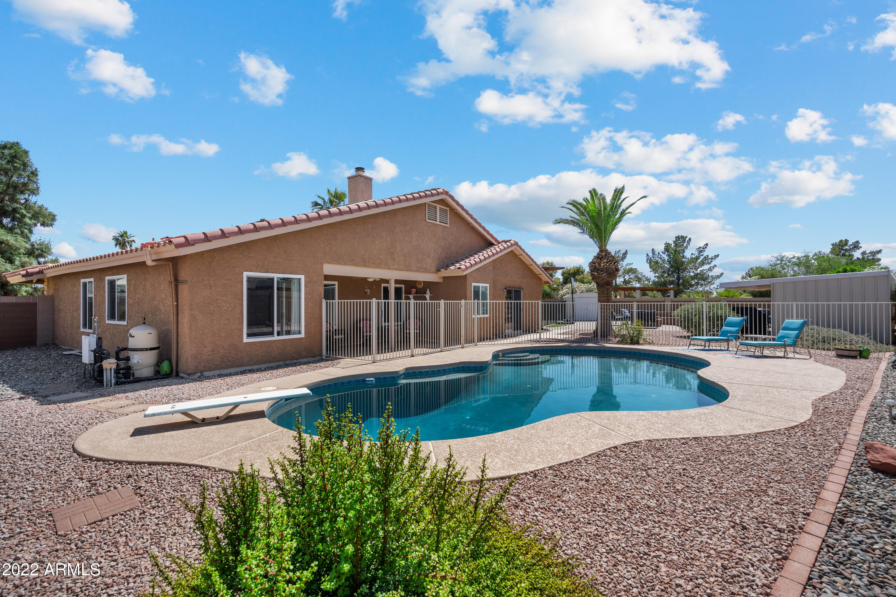 7726 W CAMERON Drive