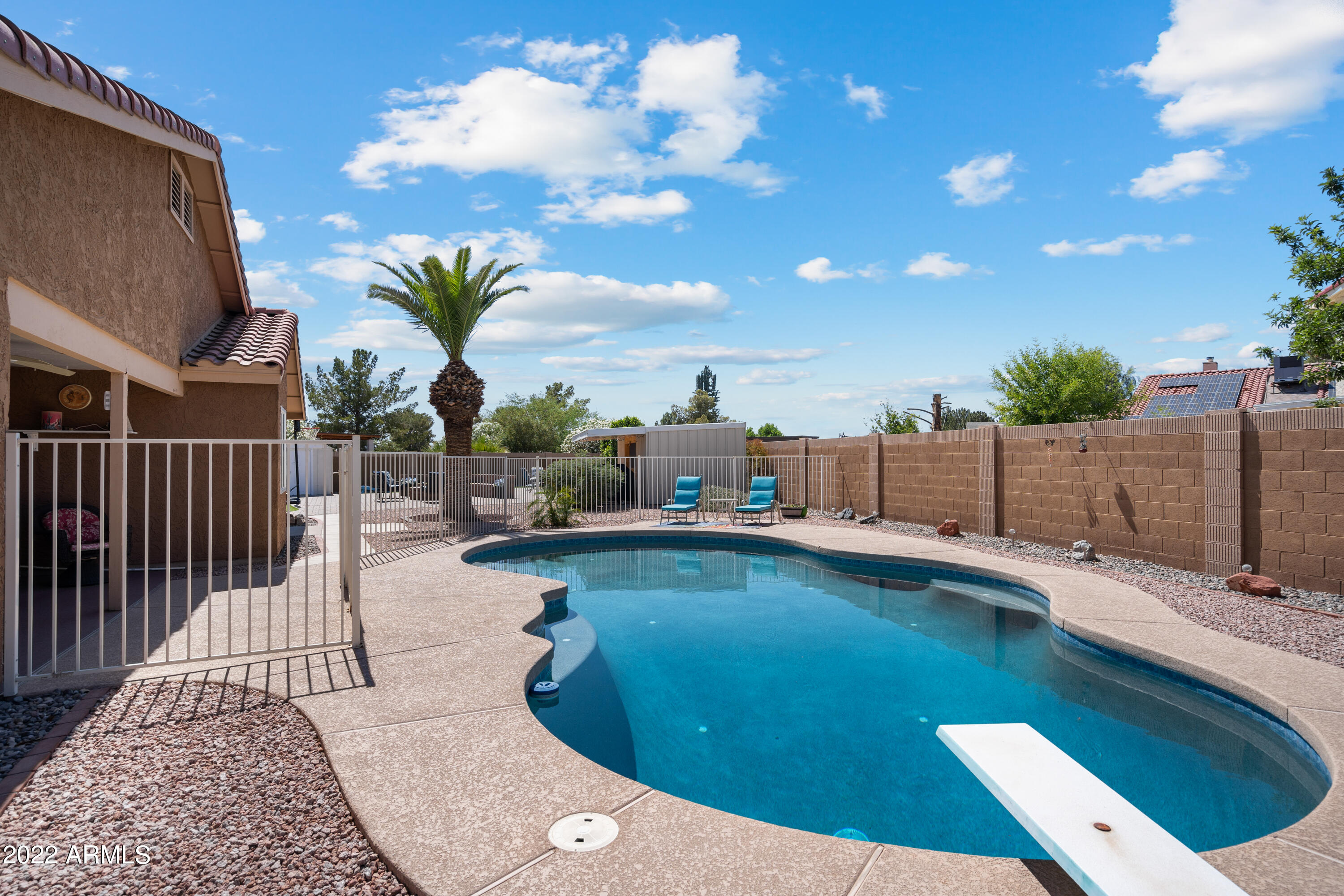 7726 W CAMERON Drive