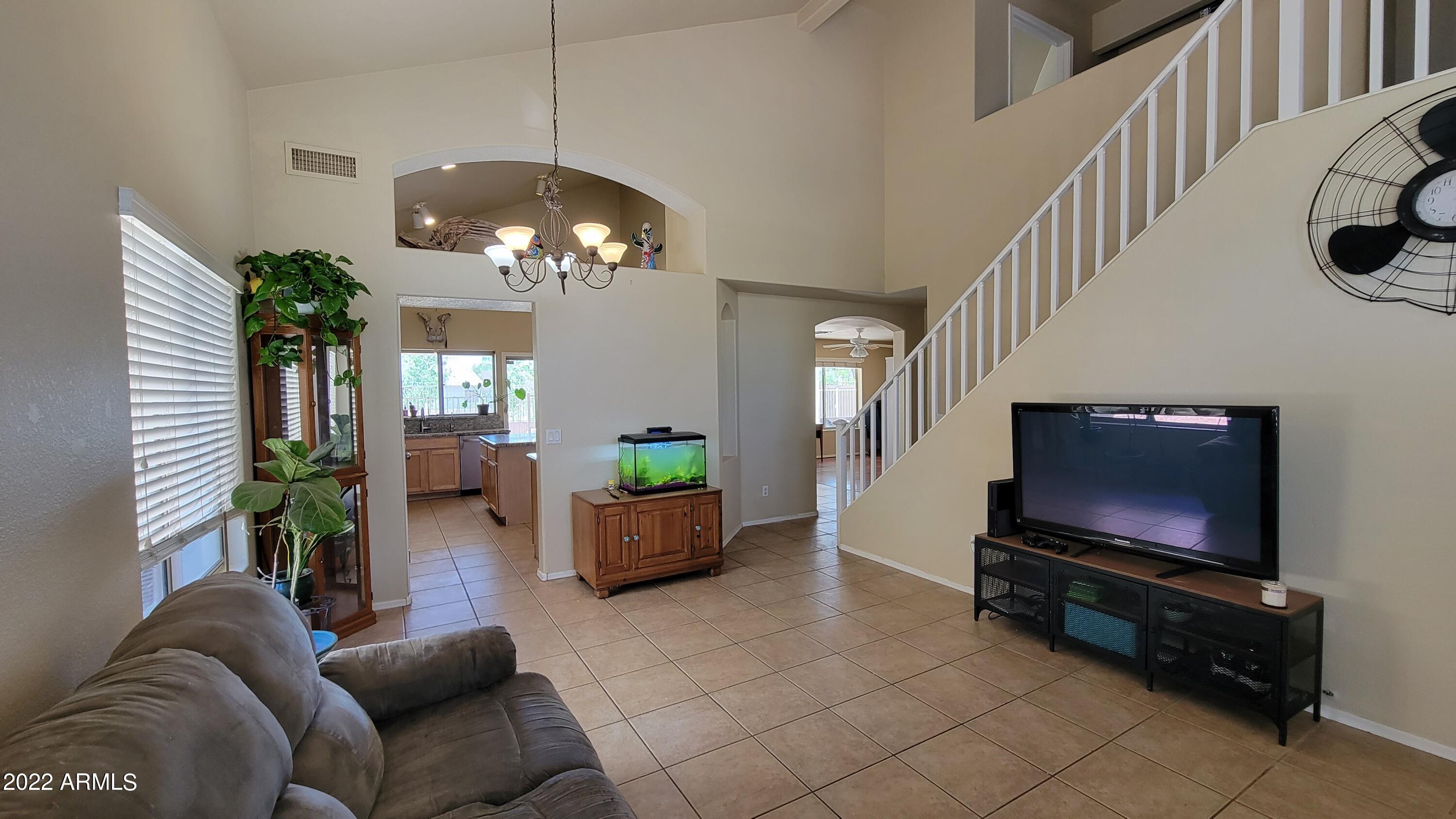 10103 E PLATA Avenue