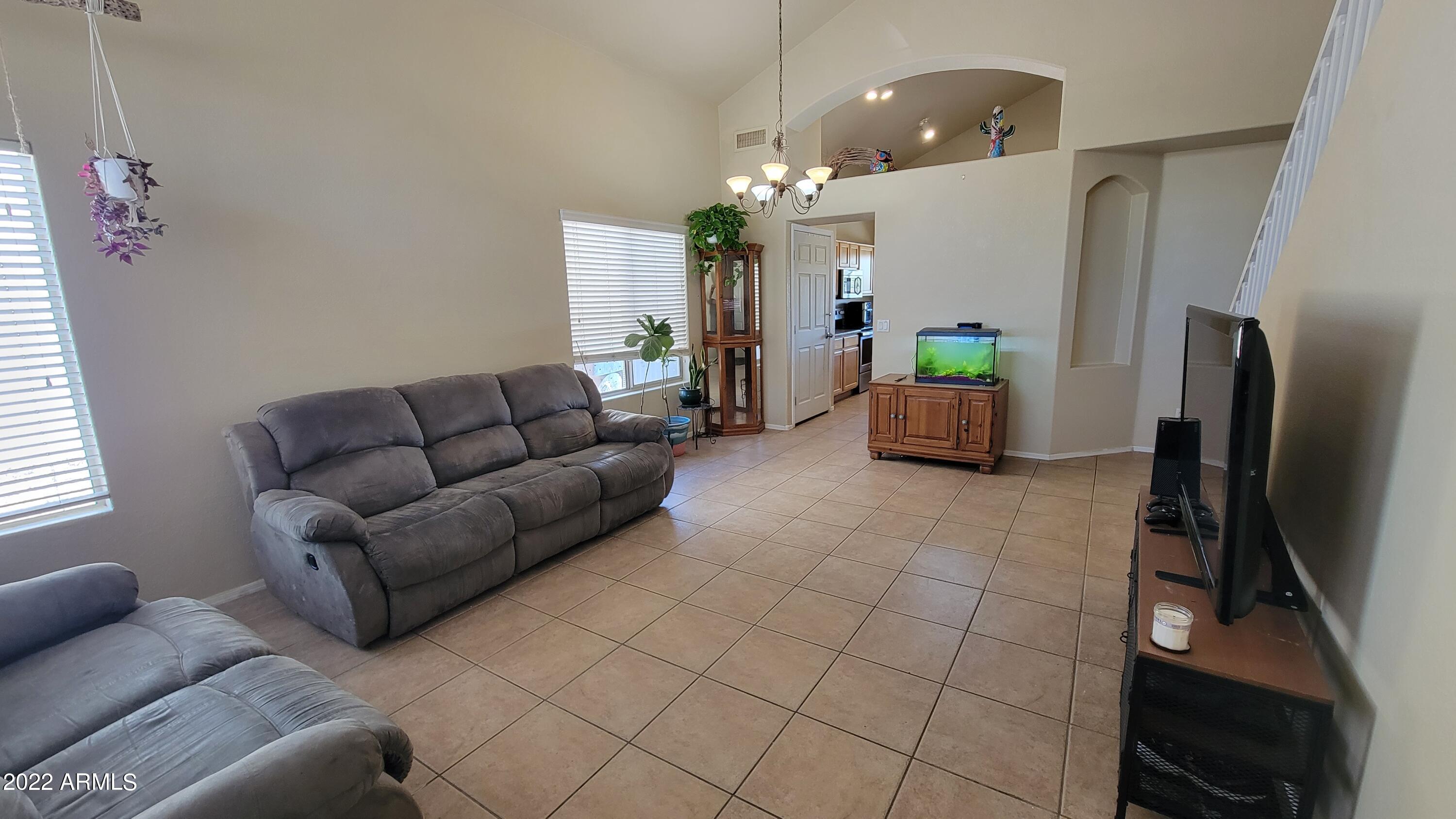 10103 E PLATA Avenue