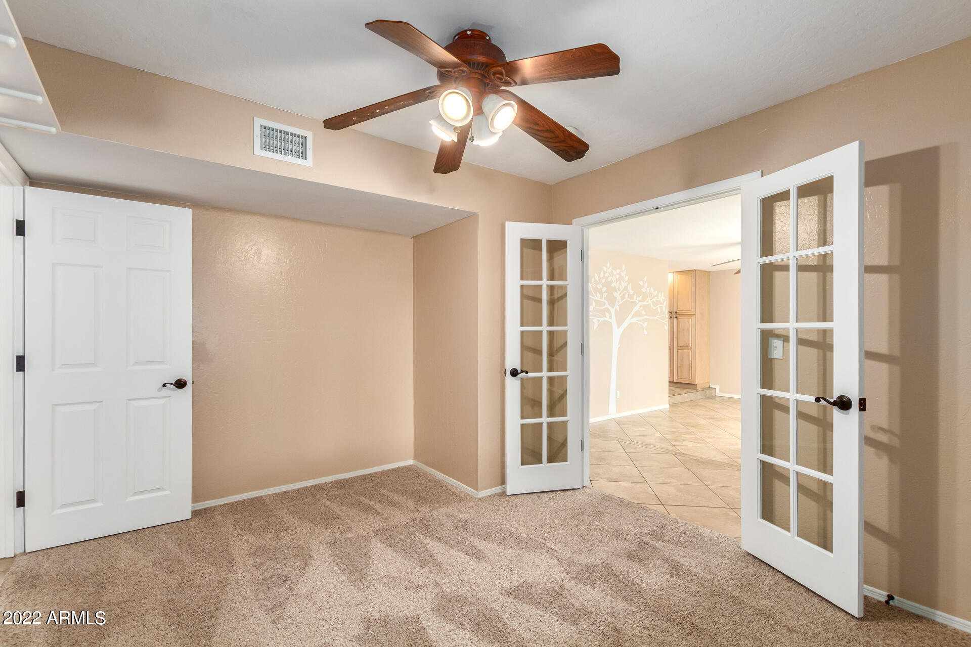 2045 N 63RD Place