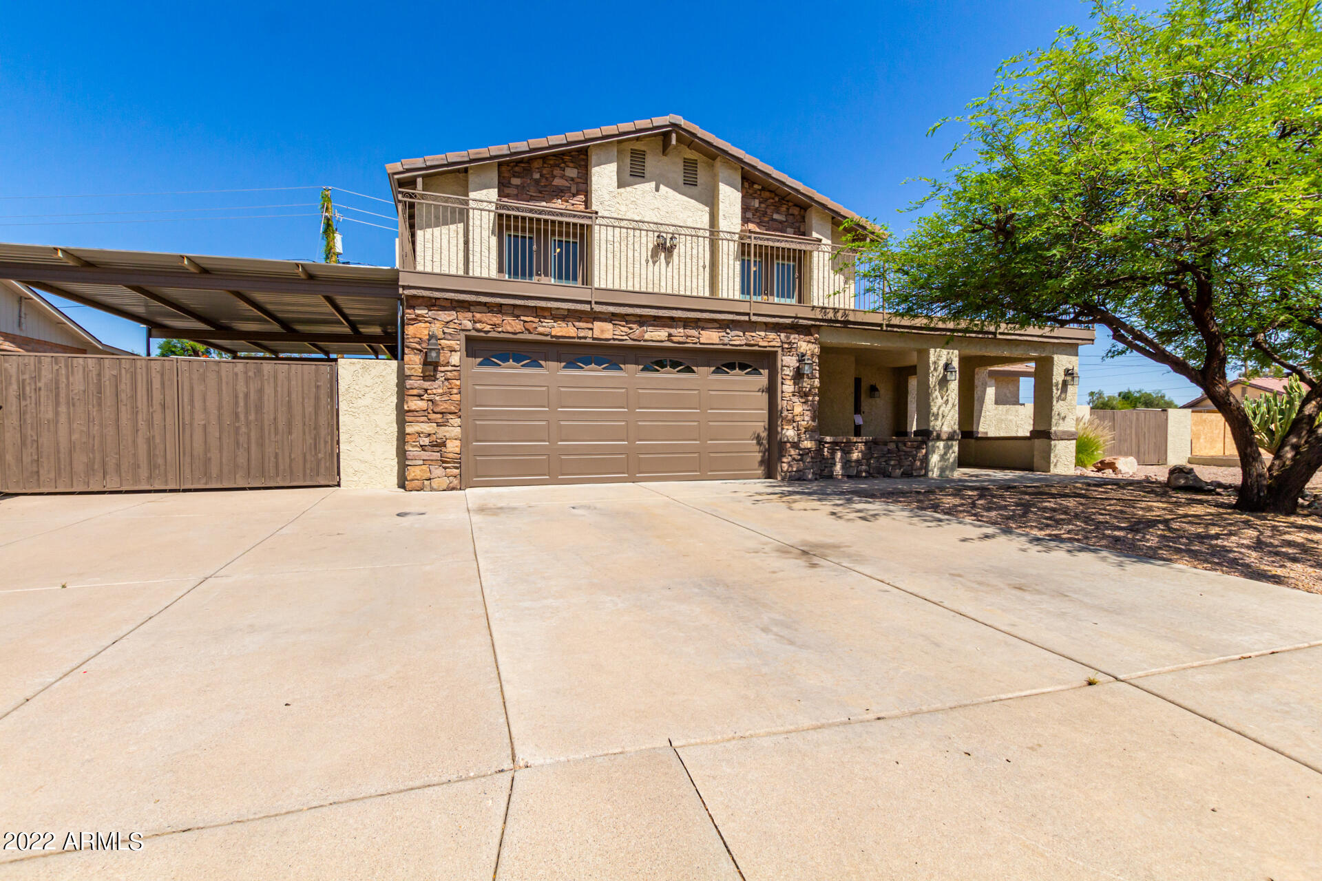 2045 N 63RD Place