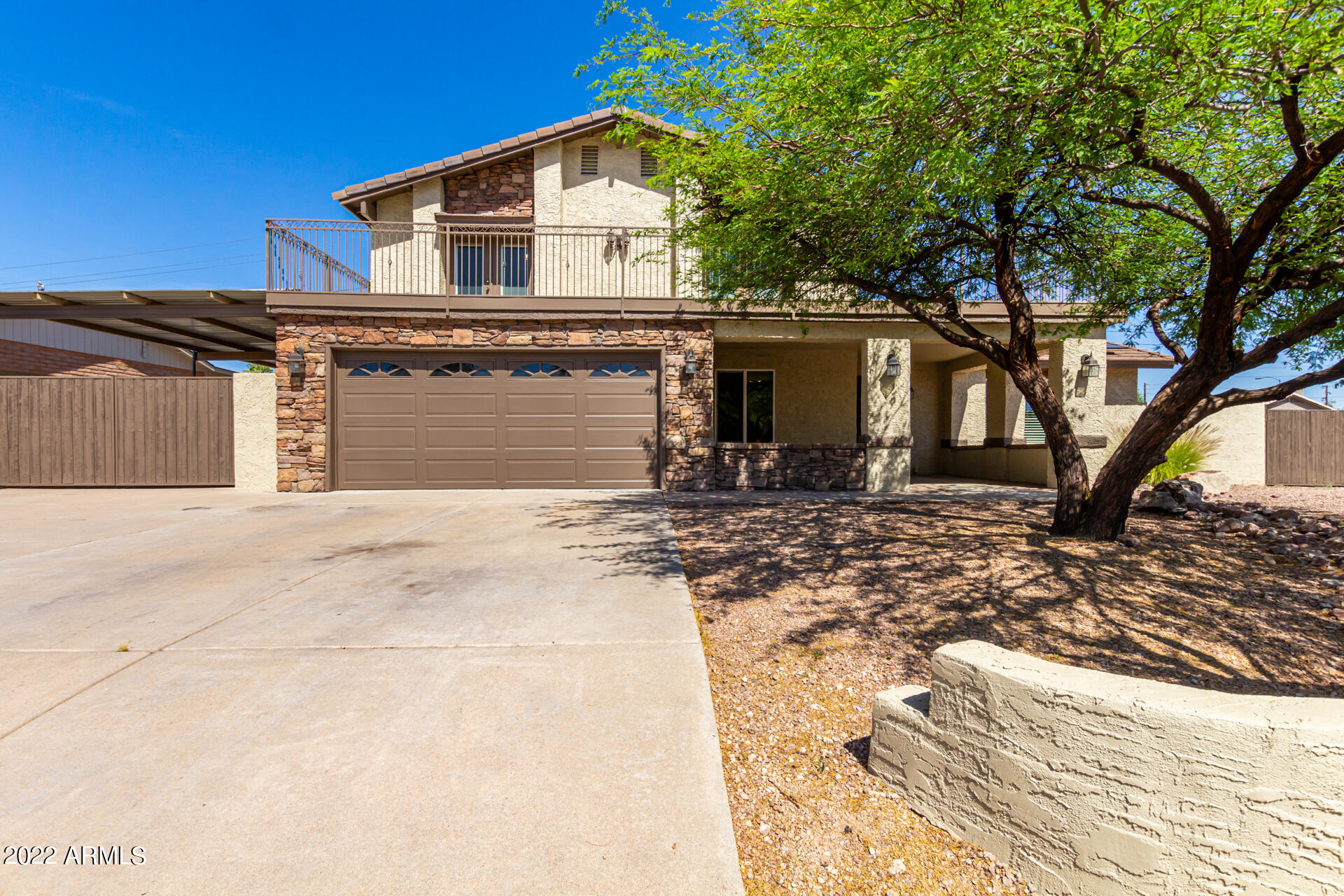 2045 N 63RD Place