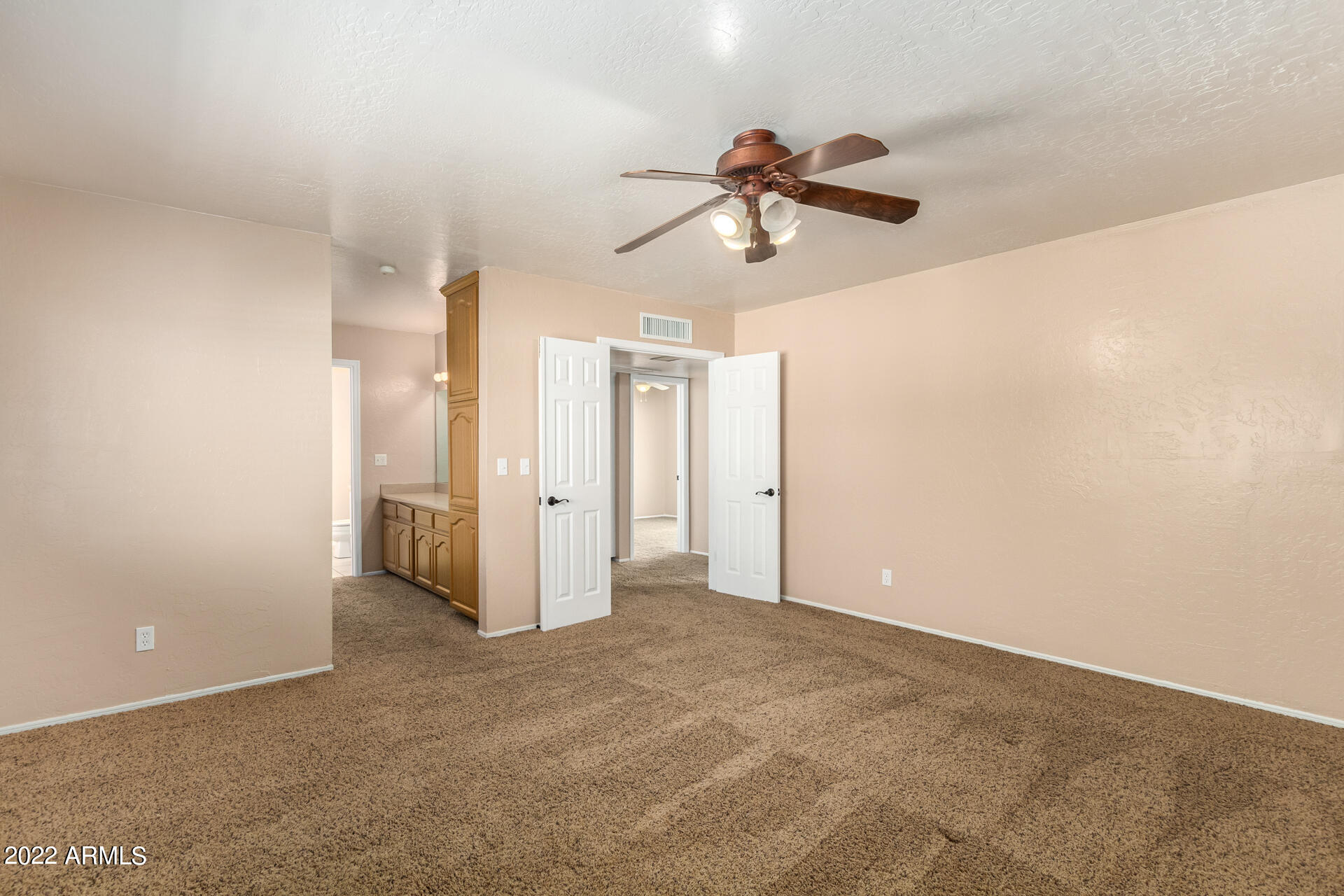 2045 N 63RD Place