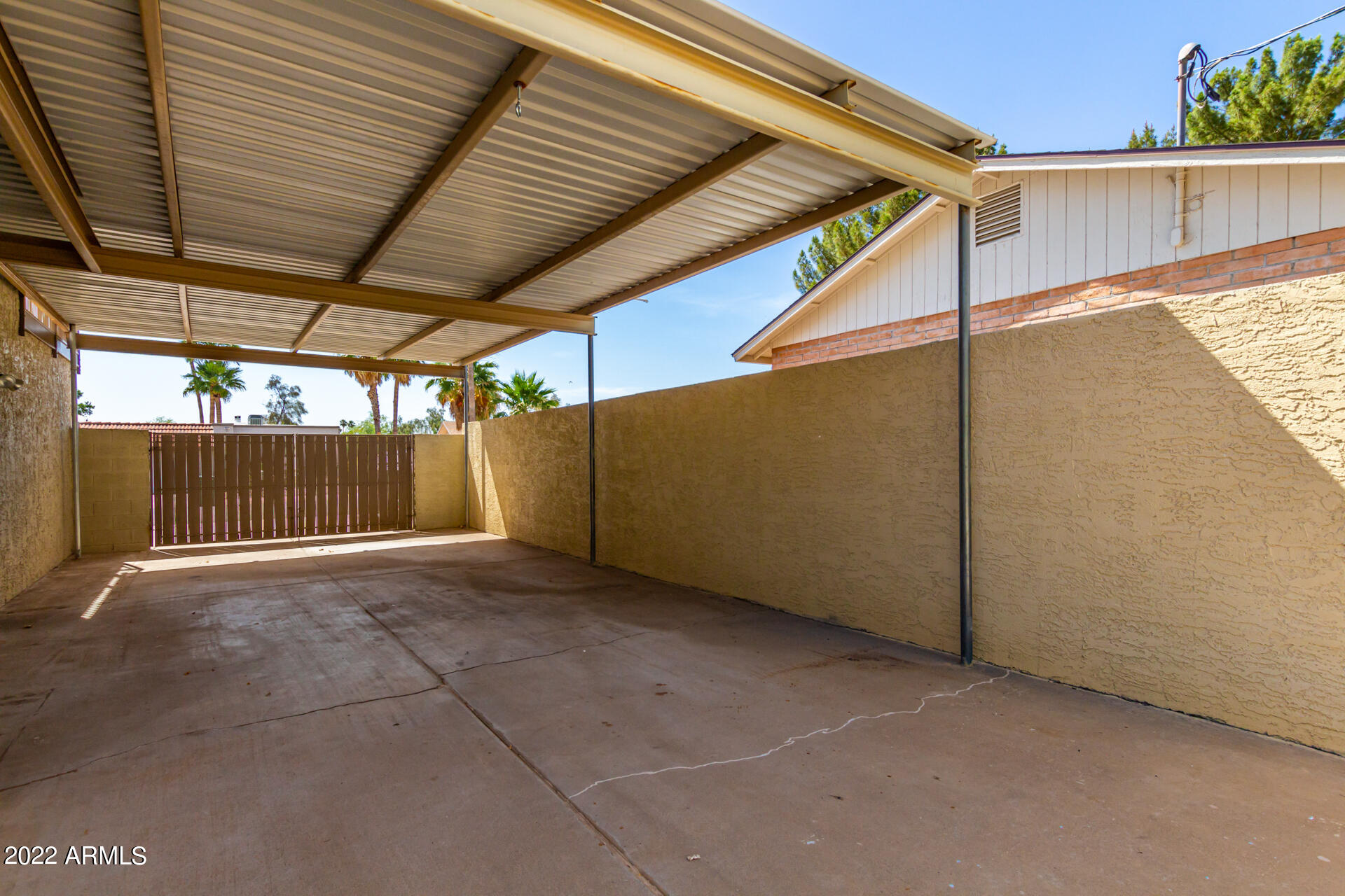 2045 N 63RD Place