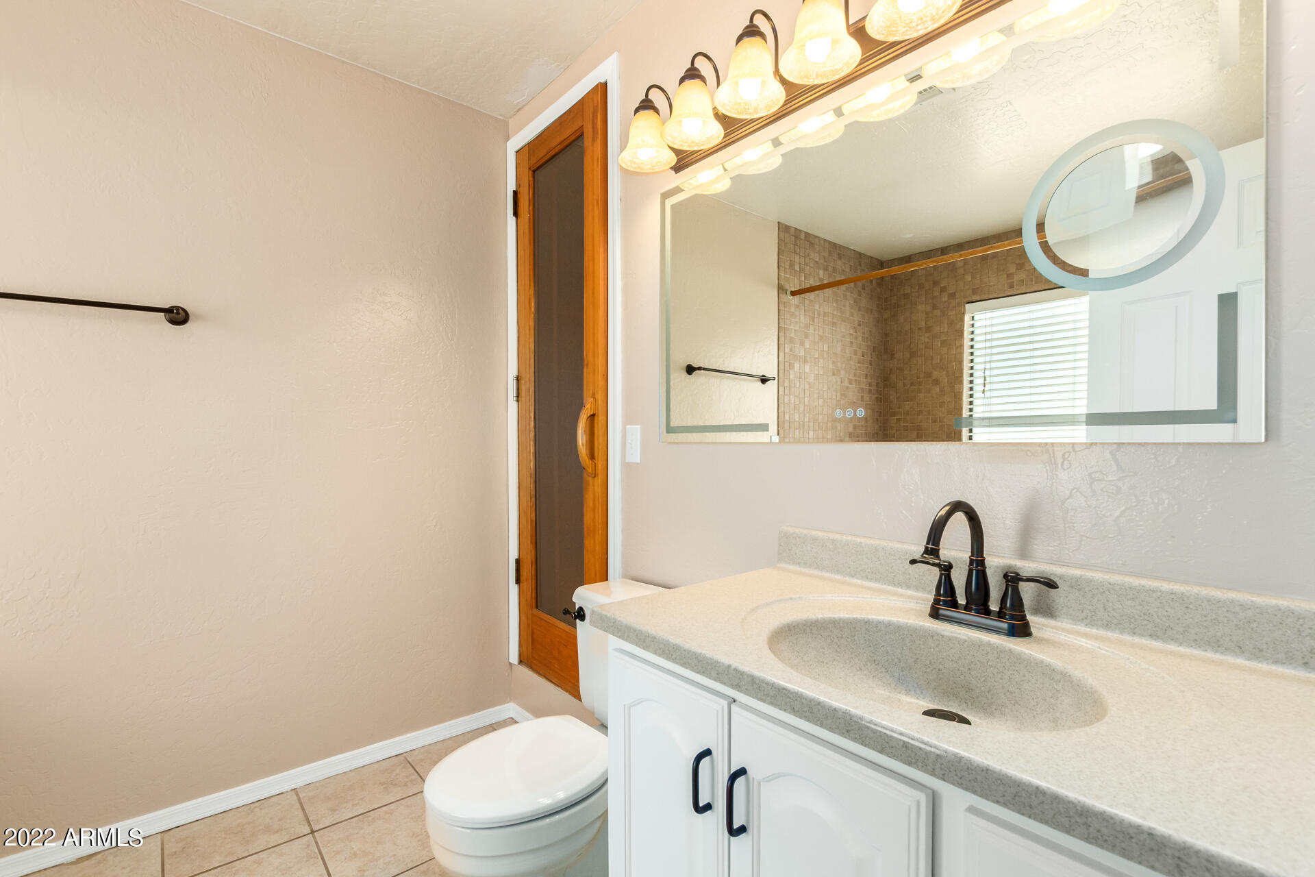 2045 N 63RD Place