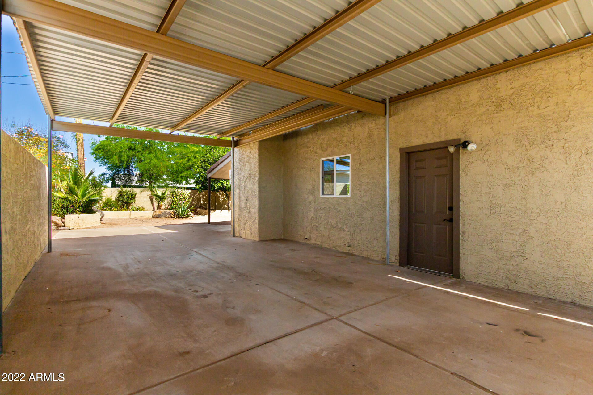 2045 N 63RD Place