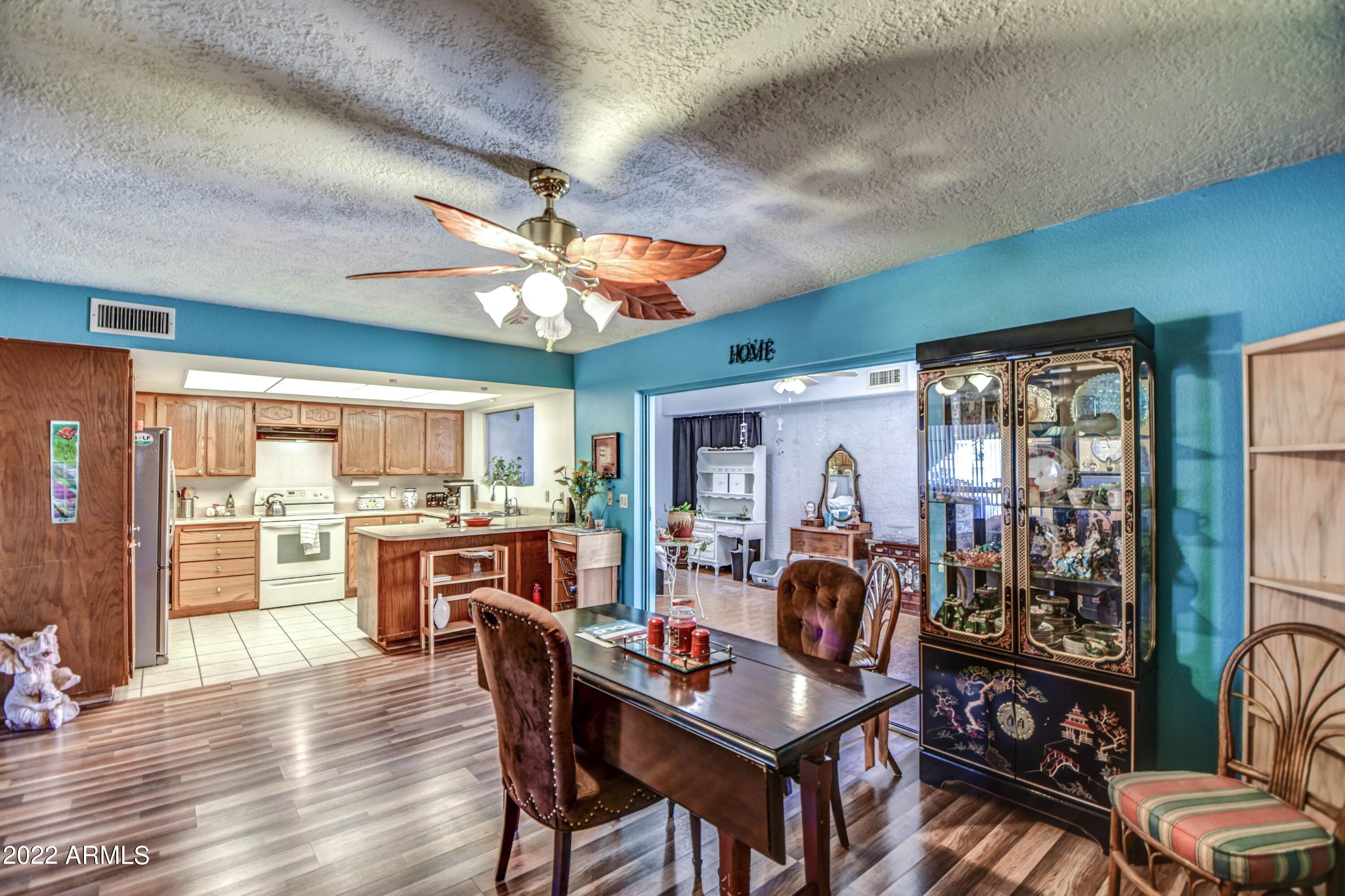 231 W 22ND Avenue