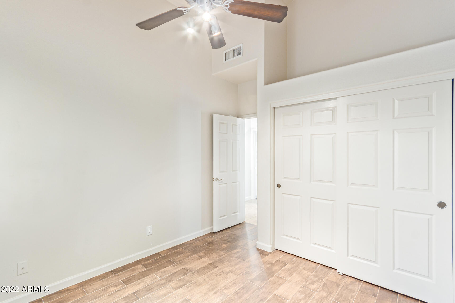 4239 E RANCHO TIERRA Drive
