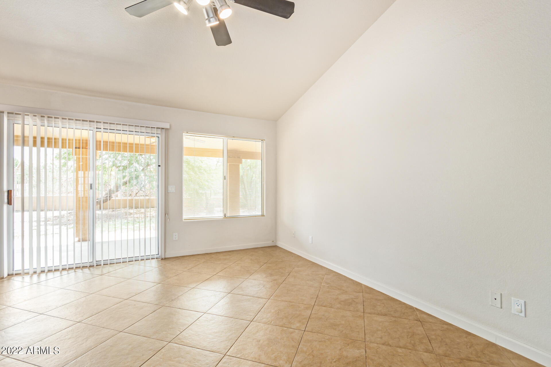 4239 E RANCHO TIERRA Drive