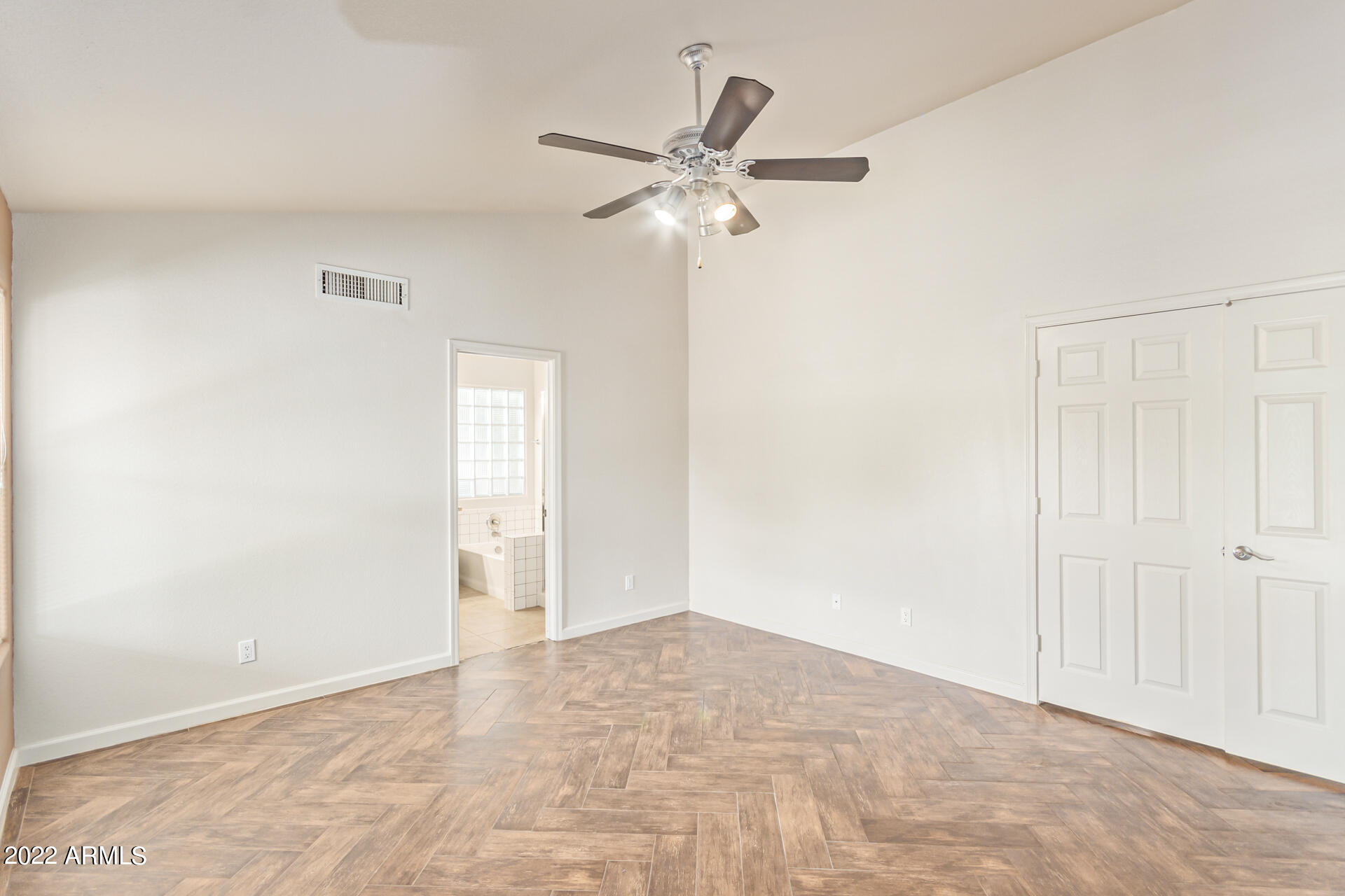 4239 E RANCHO TIERRA Drive