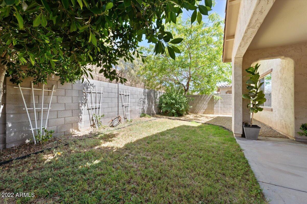 2333 S LORENA --