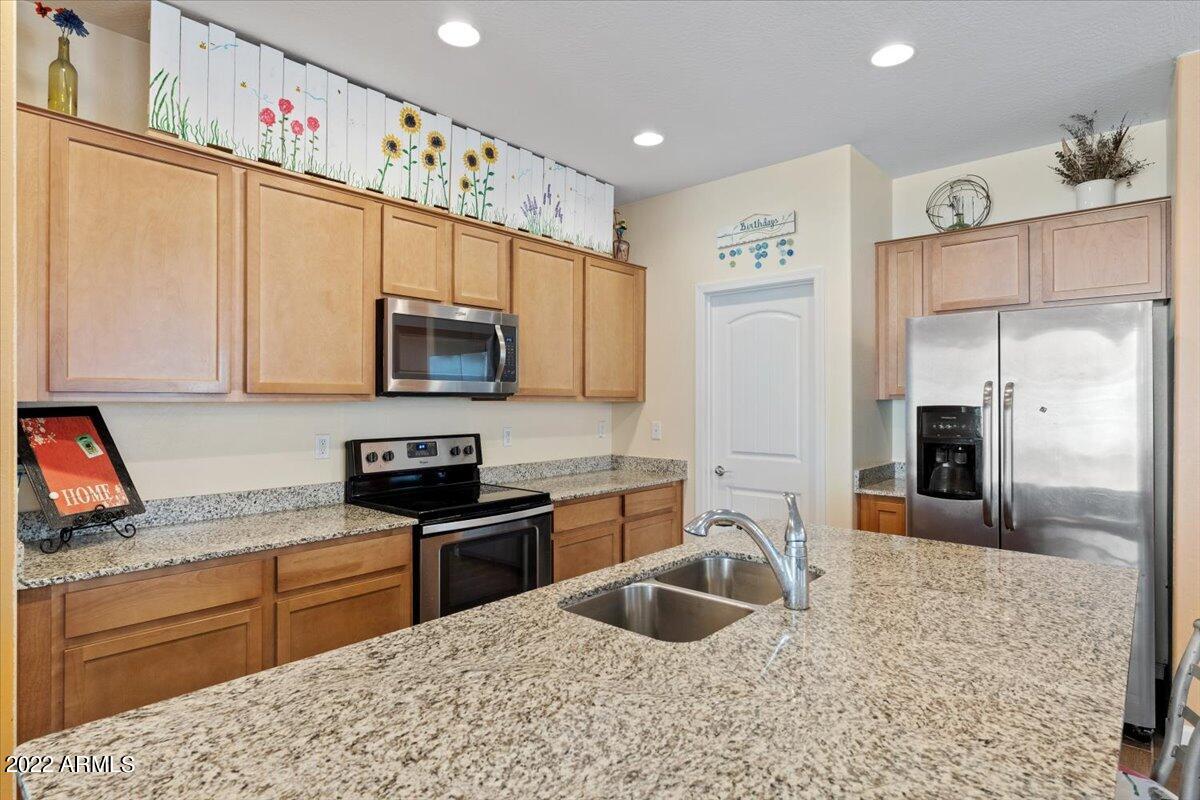 2333 S LORENA --