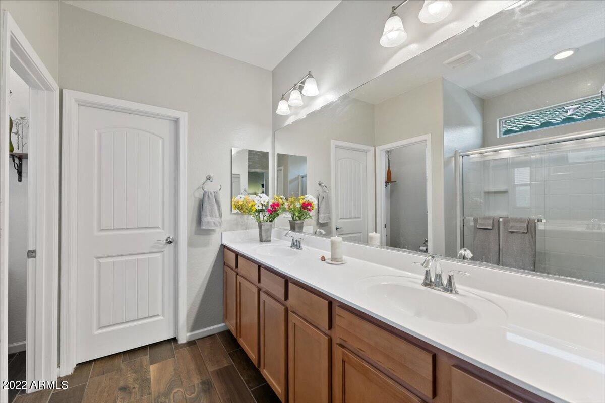 2333 S LORENA --