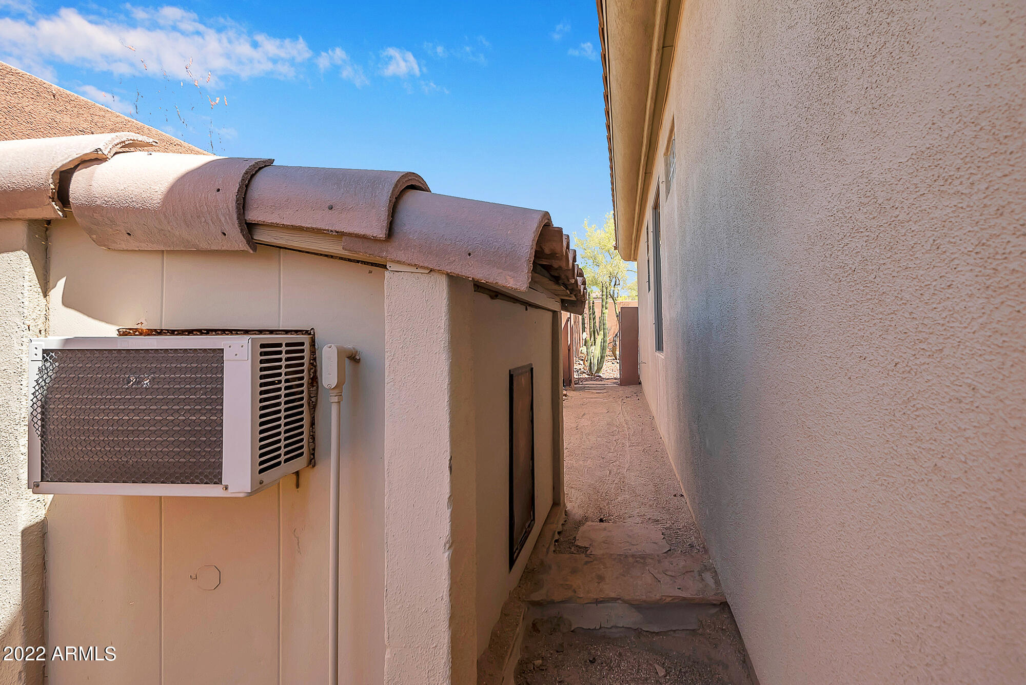 2354 W SHADOW GLEN Court