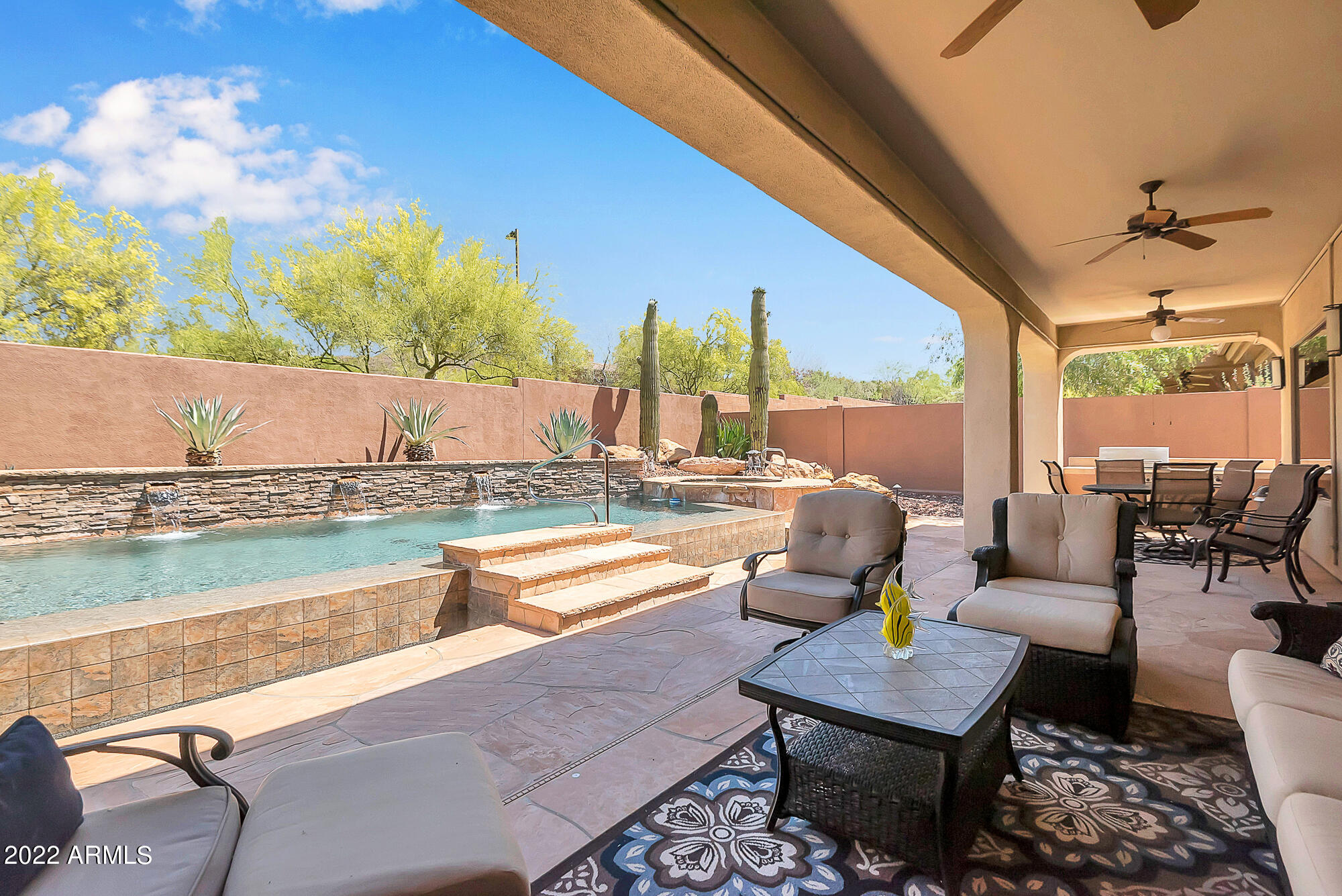 2354 W SHADOW GLEN Court