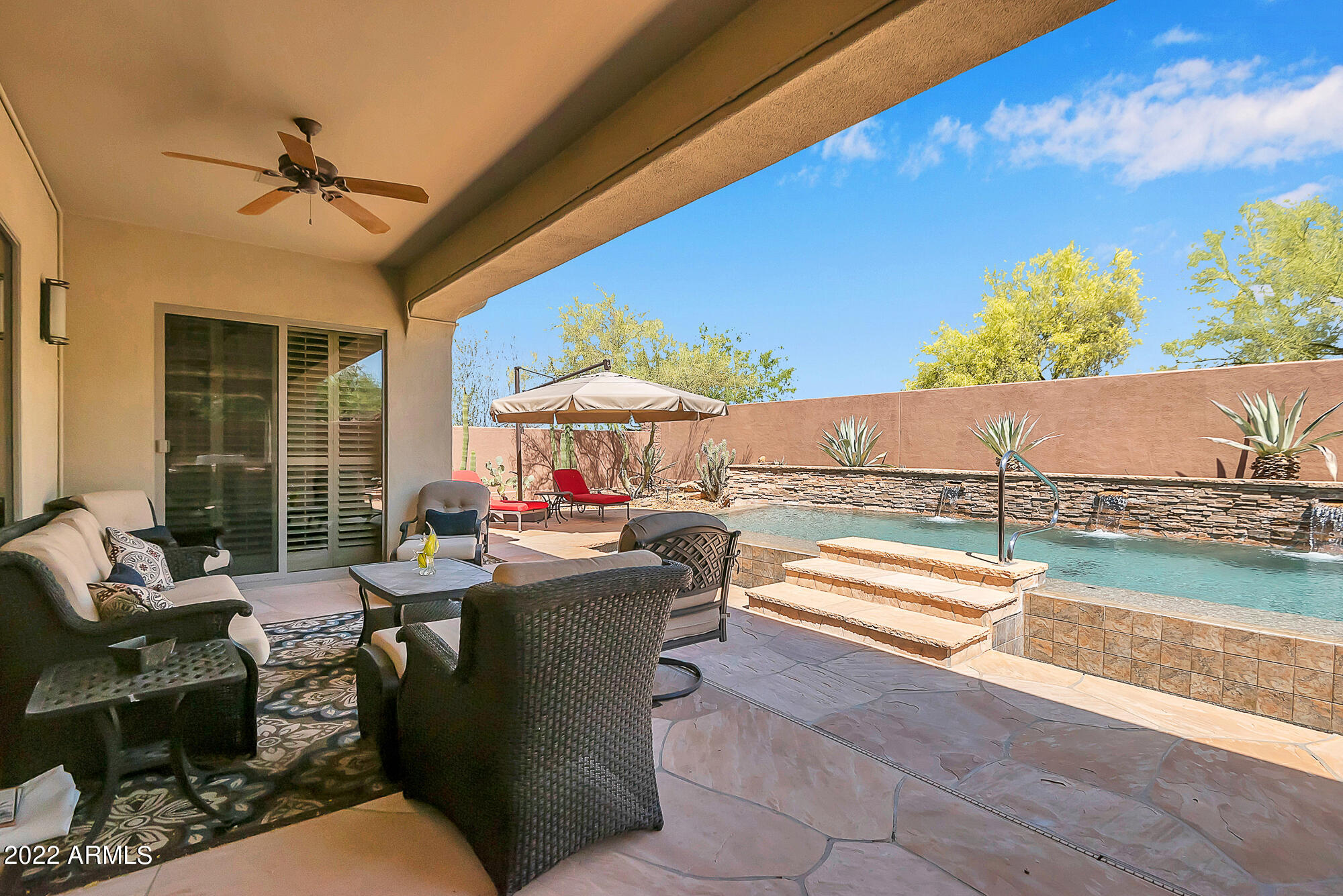 2354 W SHADOW GLEN Court