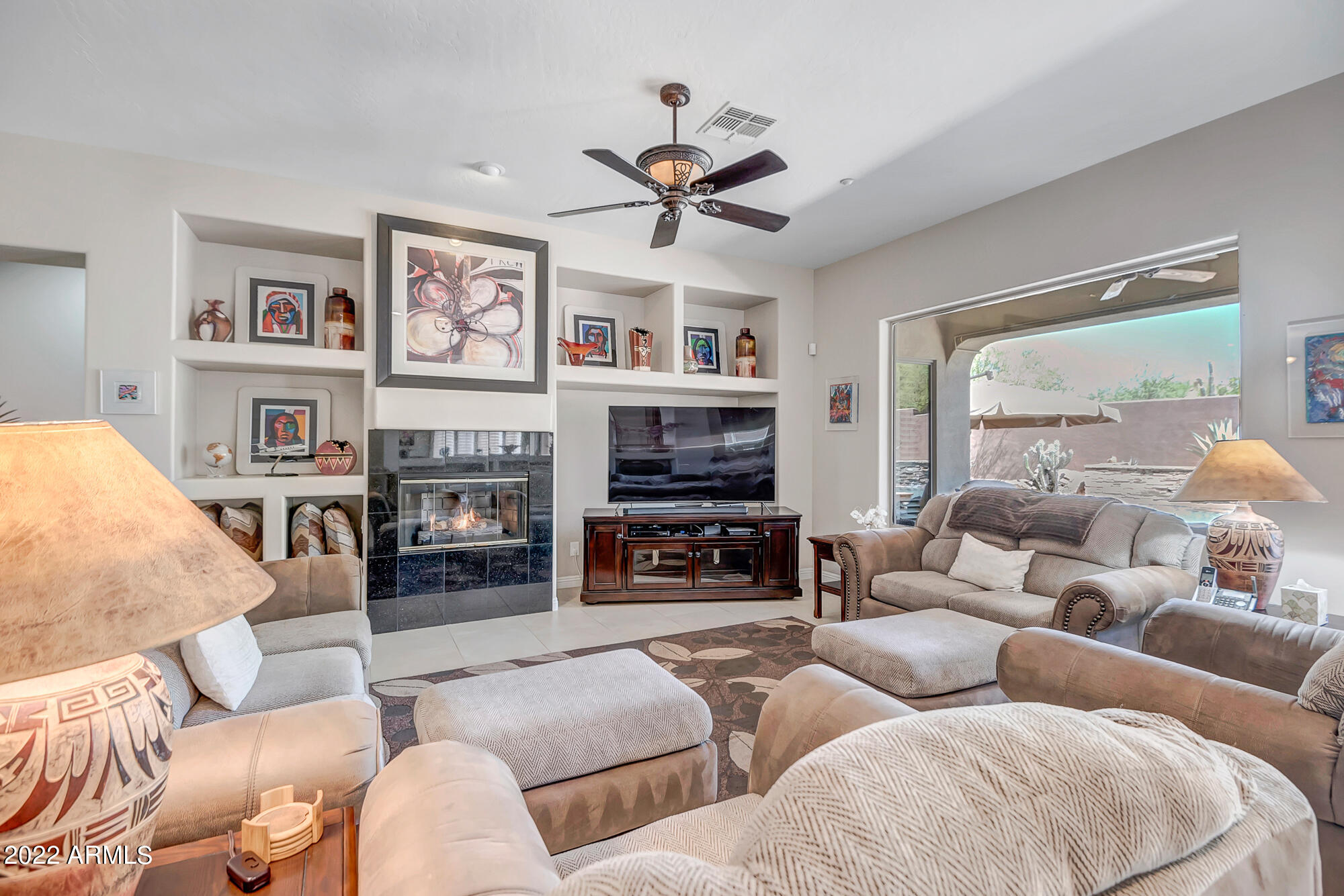 2354 W SHADOW GLEN Court