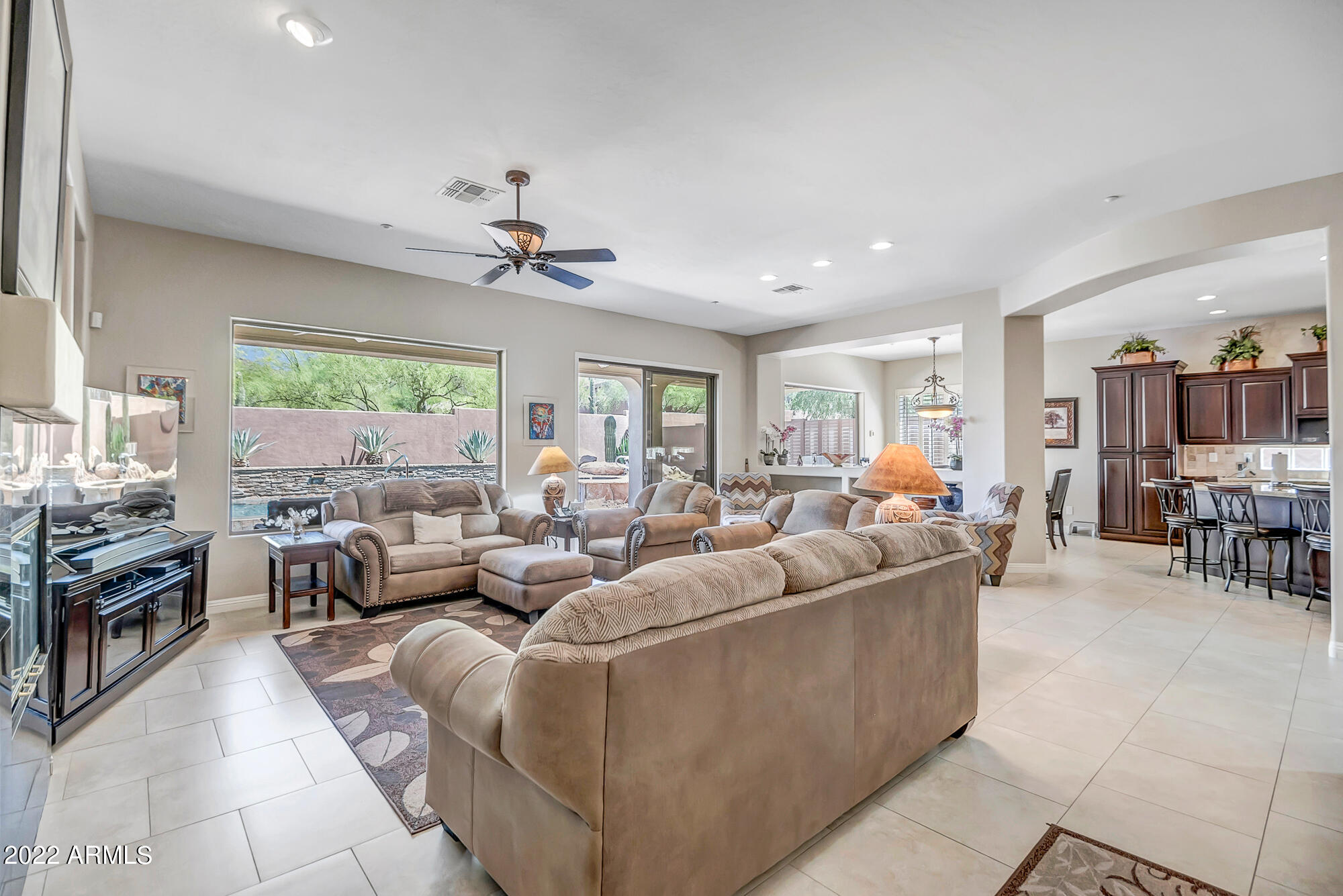 2354 W SHADOW GLEN Court