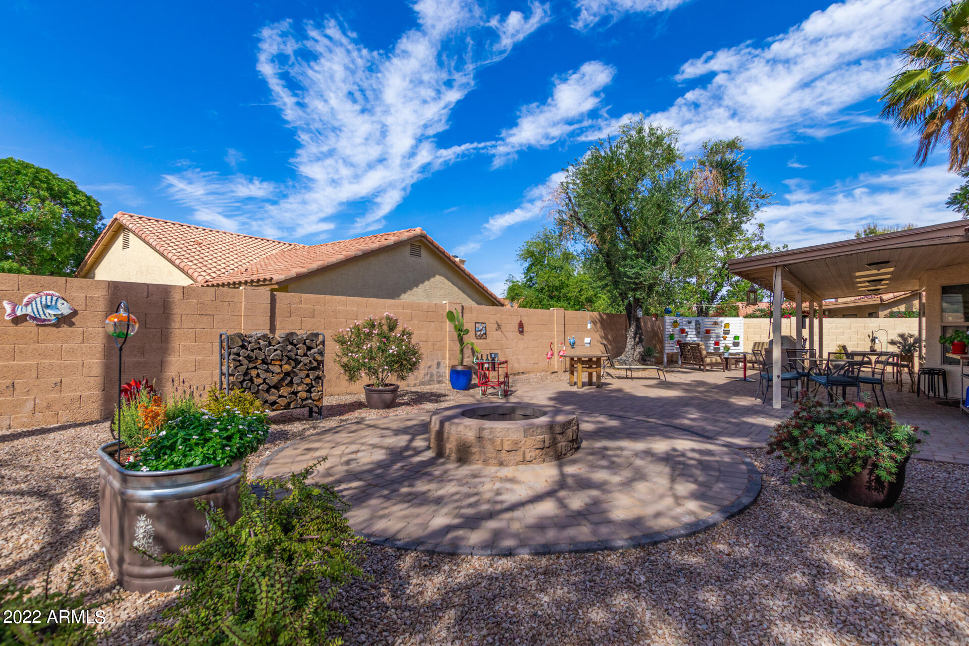 730 E VERA Lane