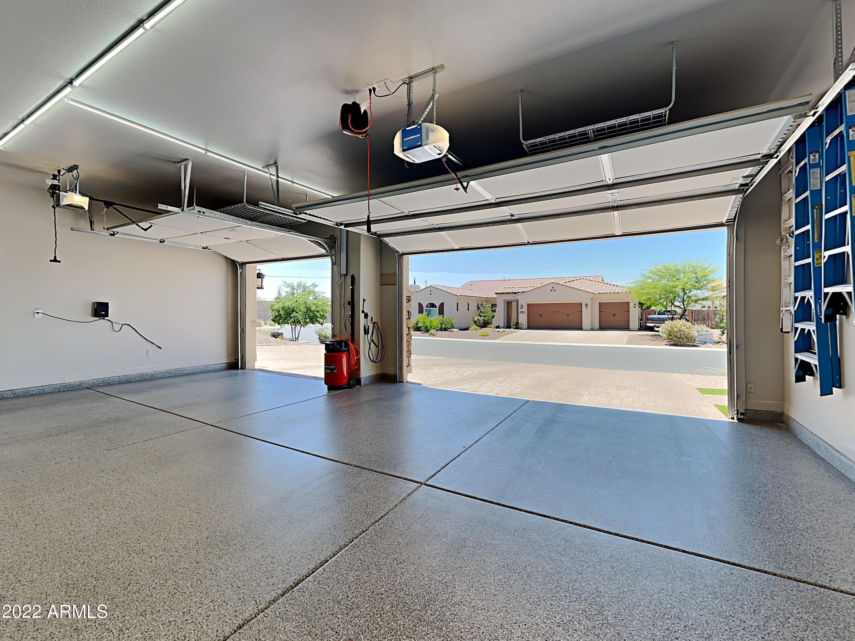 7652 E KRAMER Street