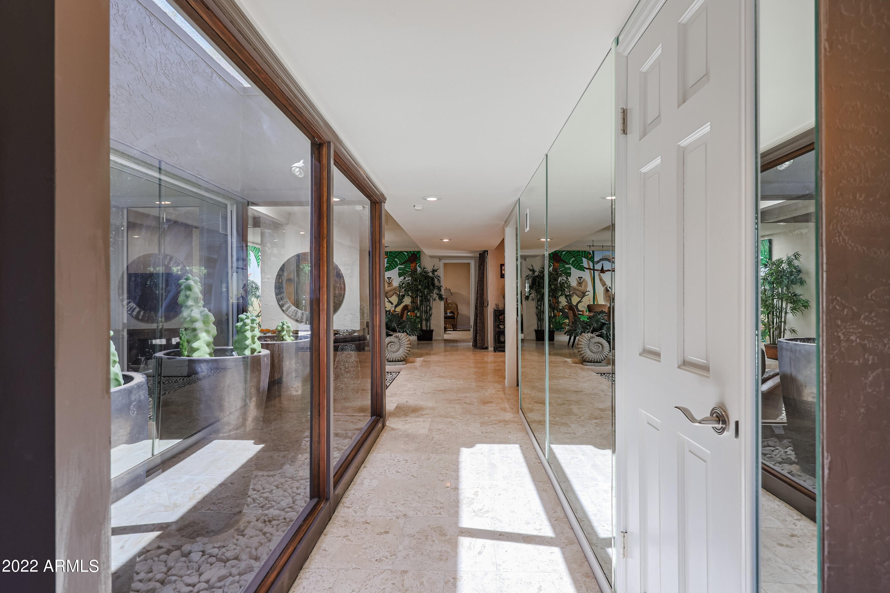 1029 W Cactus Wren Drive