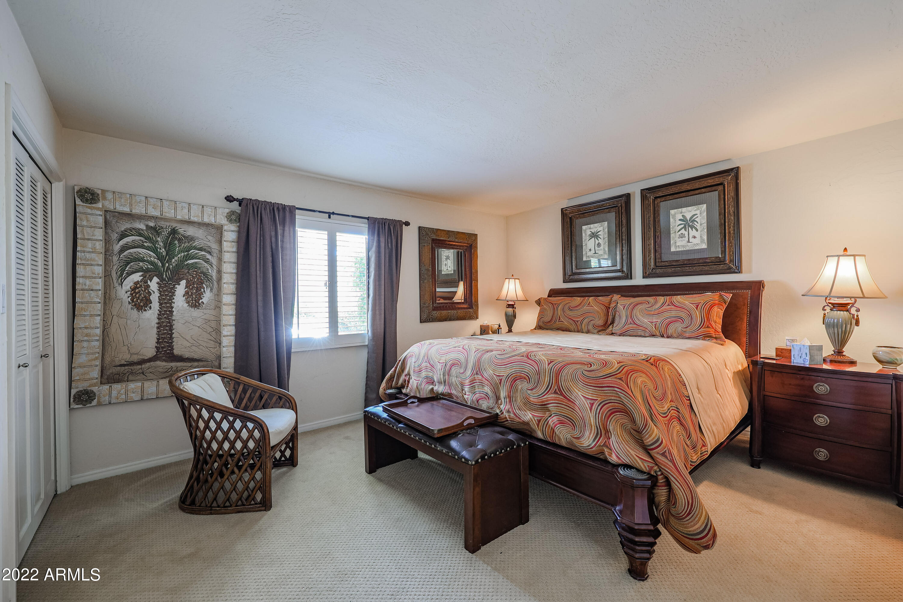 1029 W Cactus Wren Drive
